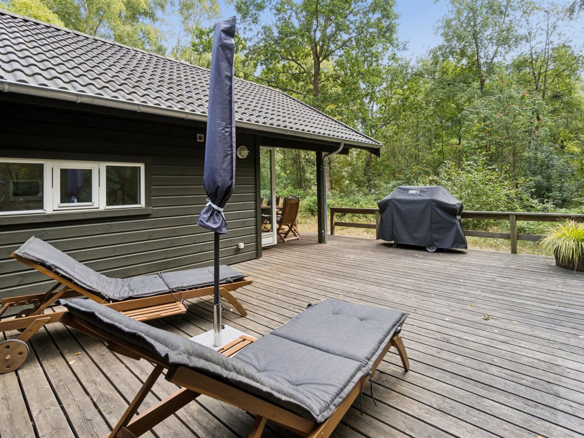 "Ellynor" - 600m from the sea - Buiten