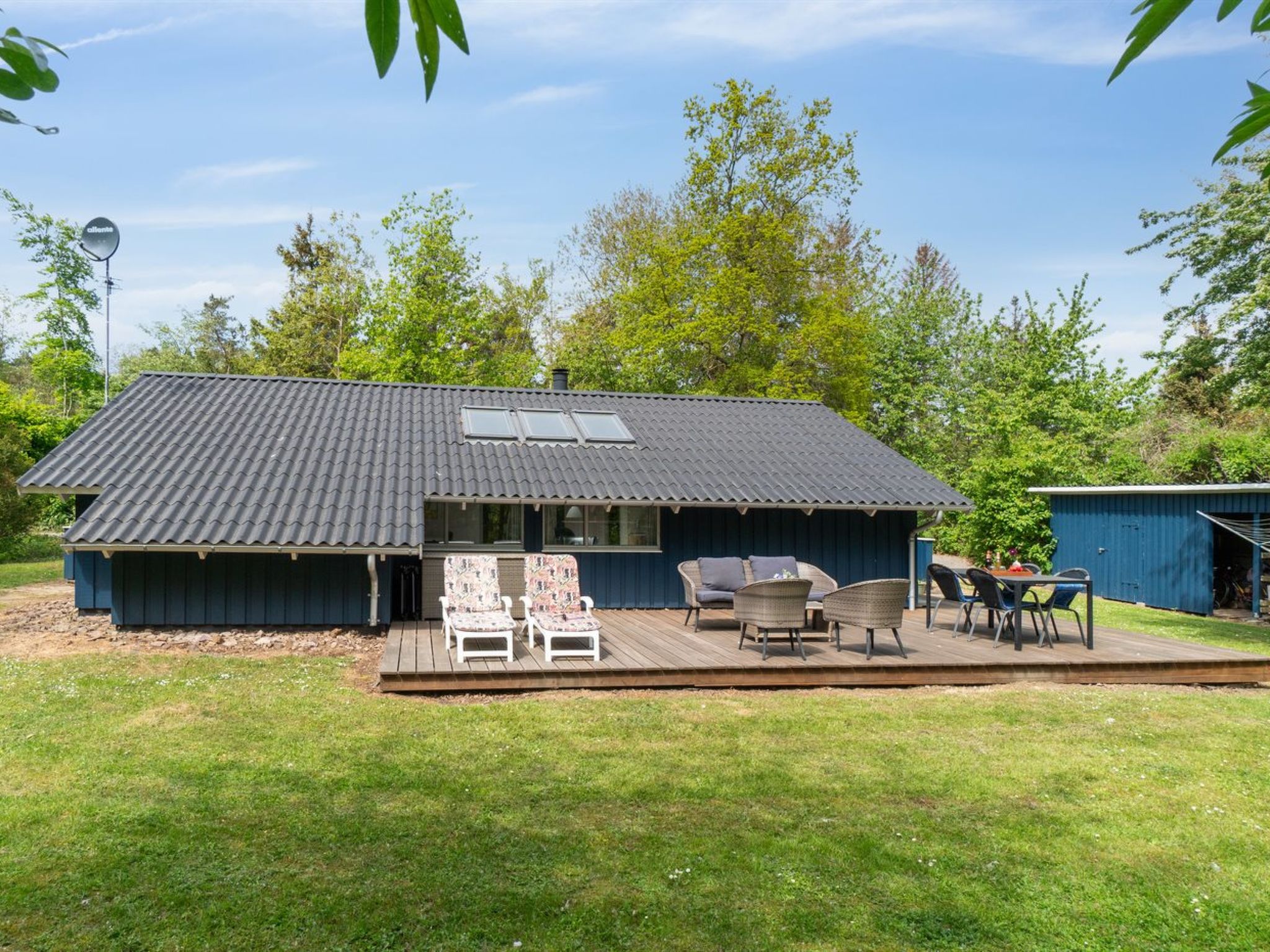 "Ejnarine" - 300m from the sea - Buiten