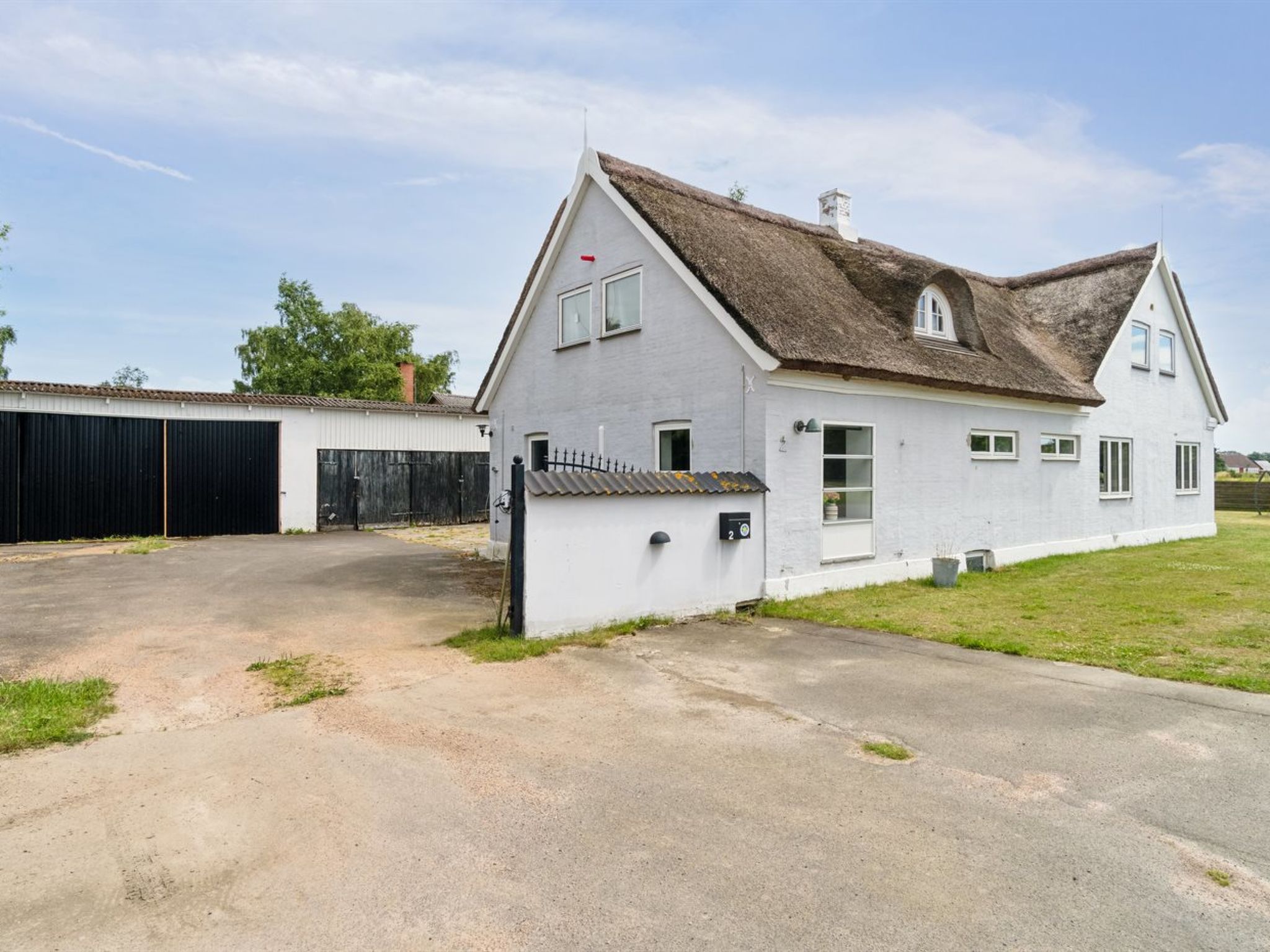 "Fridgerd" - 4.8km from the sea - Buiten