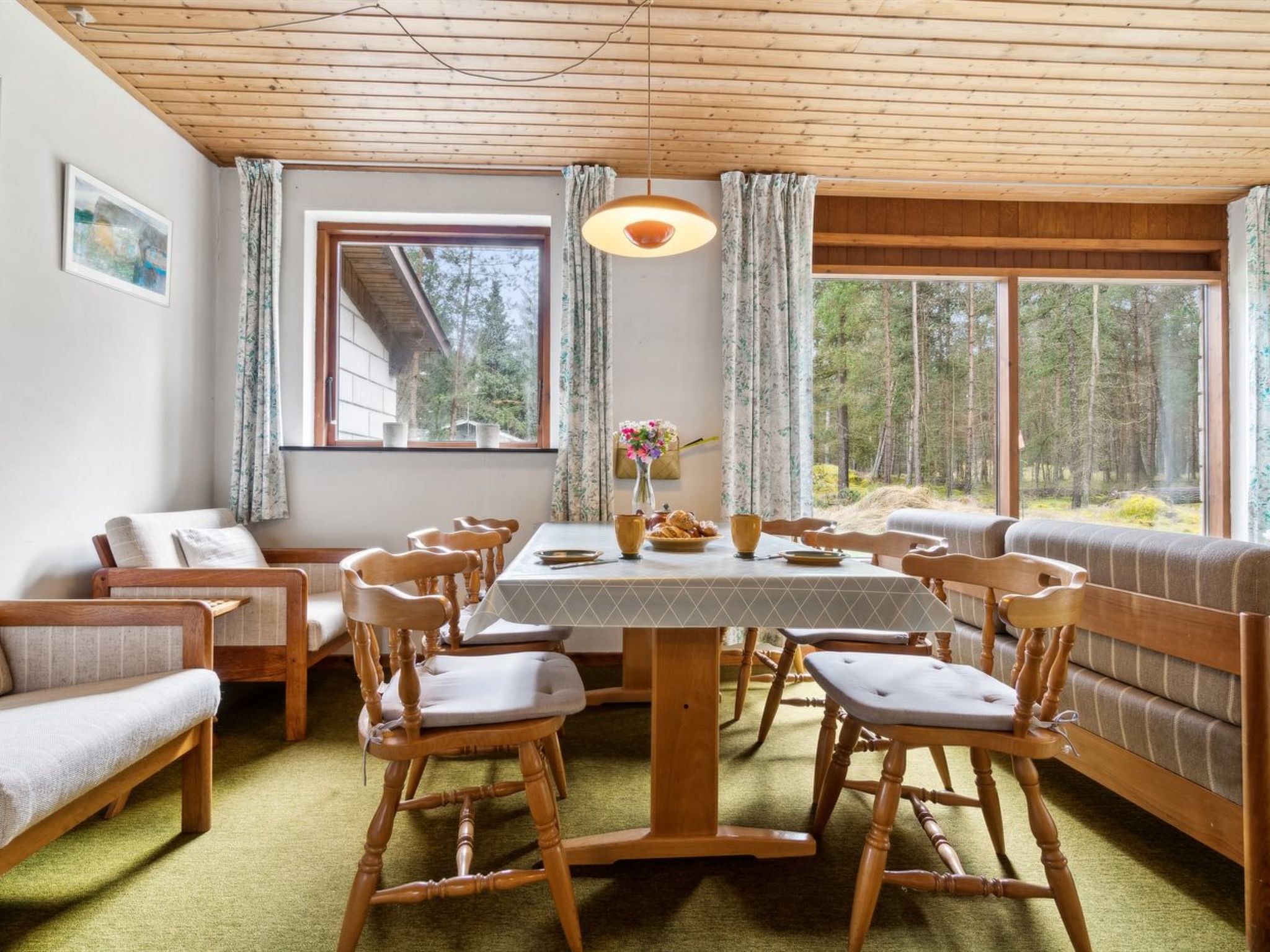 "Awa" - 800m from the sea - Drinnen
