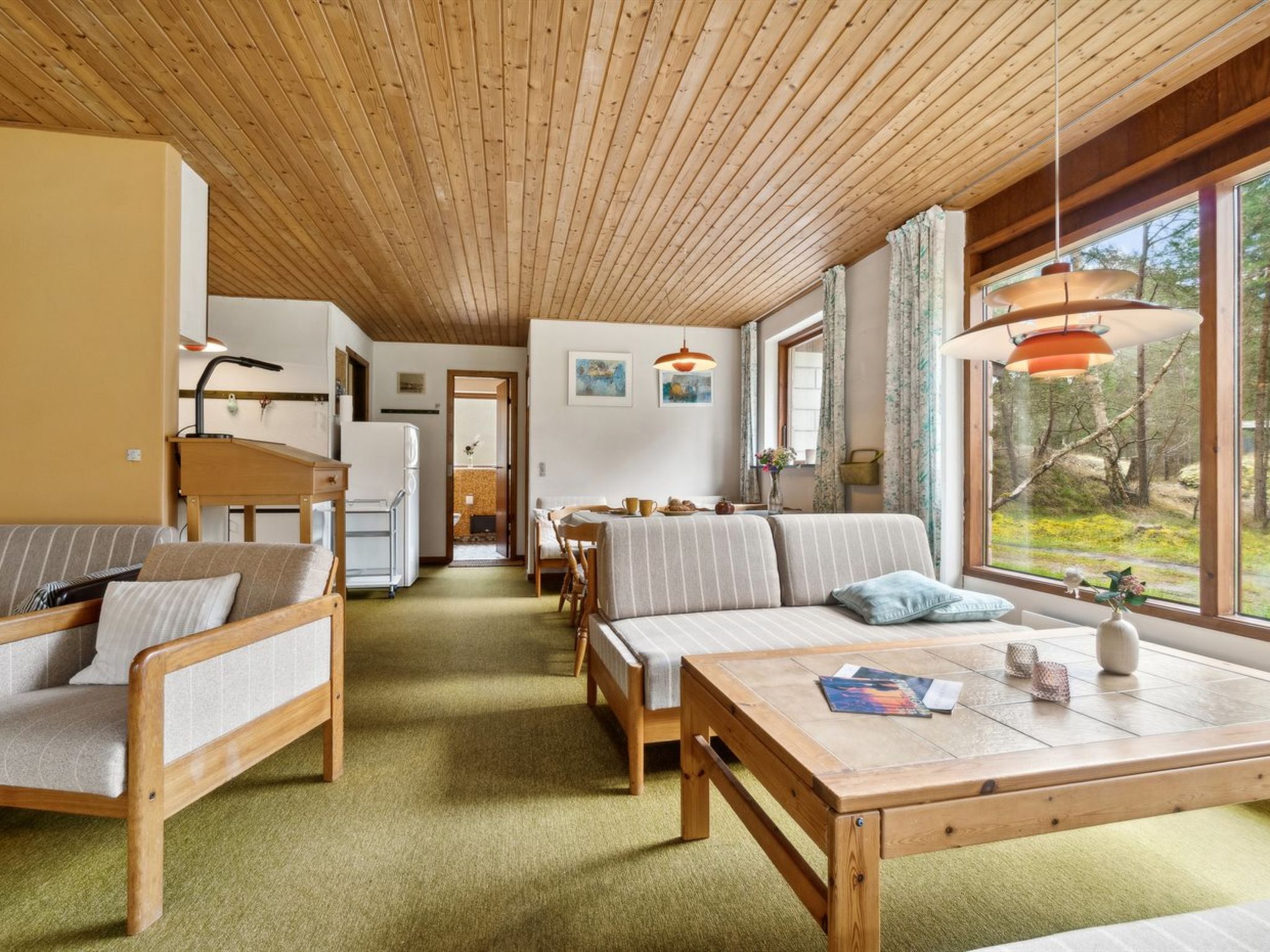 "Awa" - 800m from the sea - Drinnen
