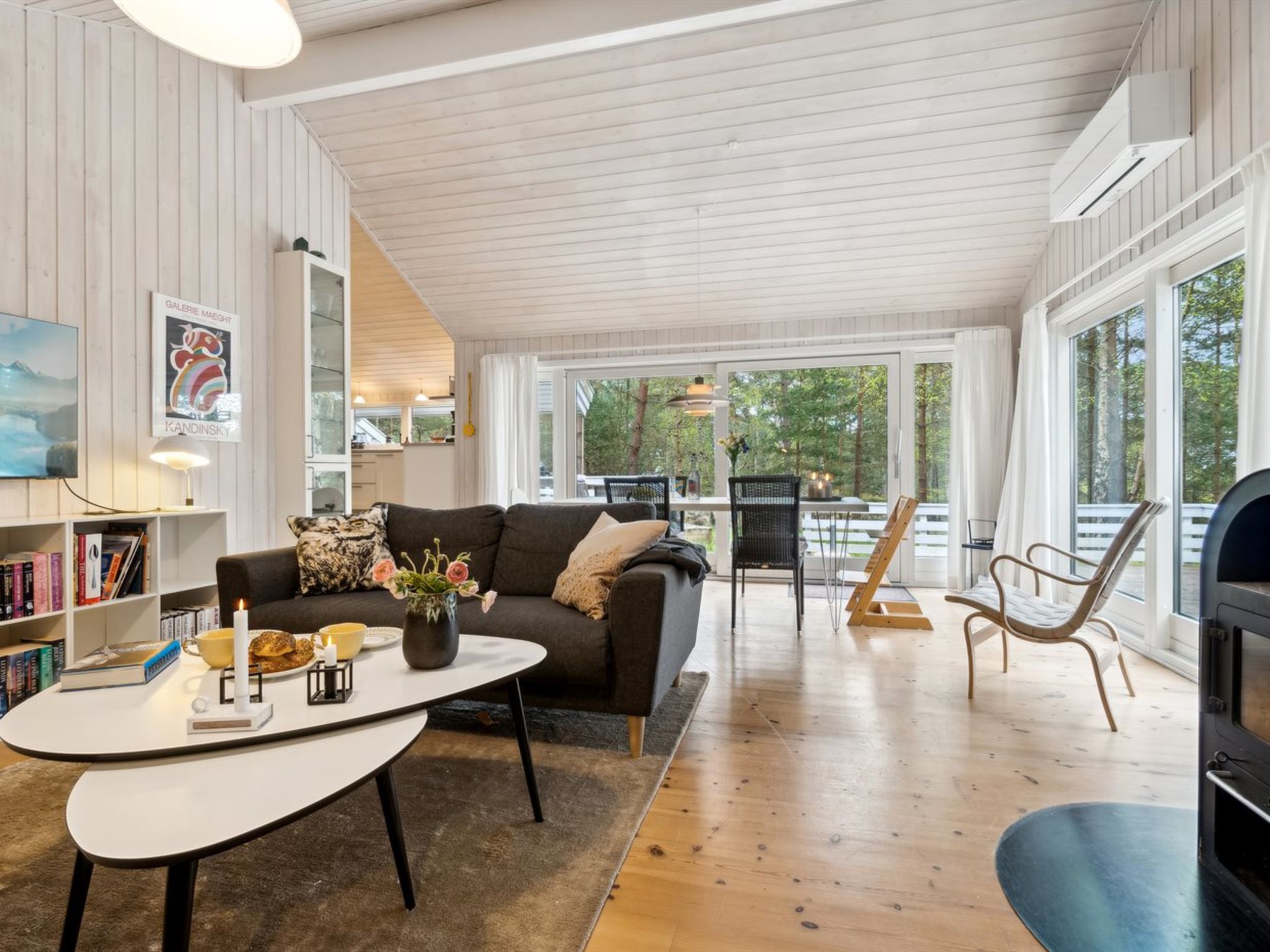 "Tilje" - 500m from the sea-Binnen