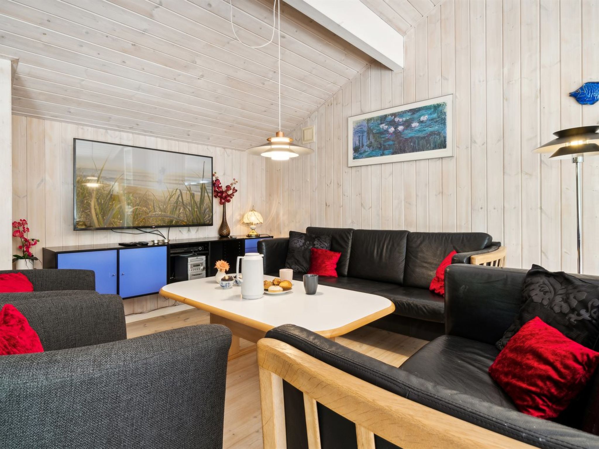 "Nea" - 600m from the sea - Binnen