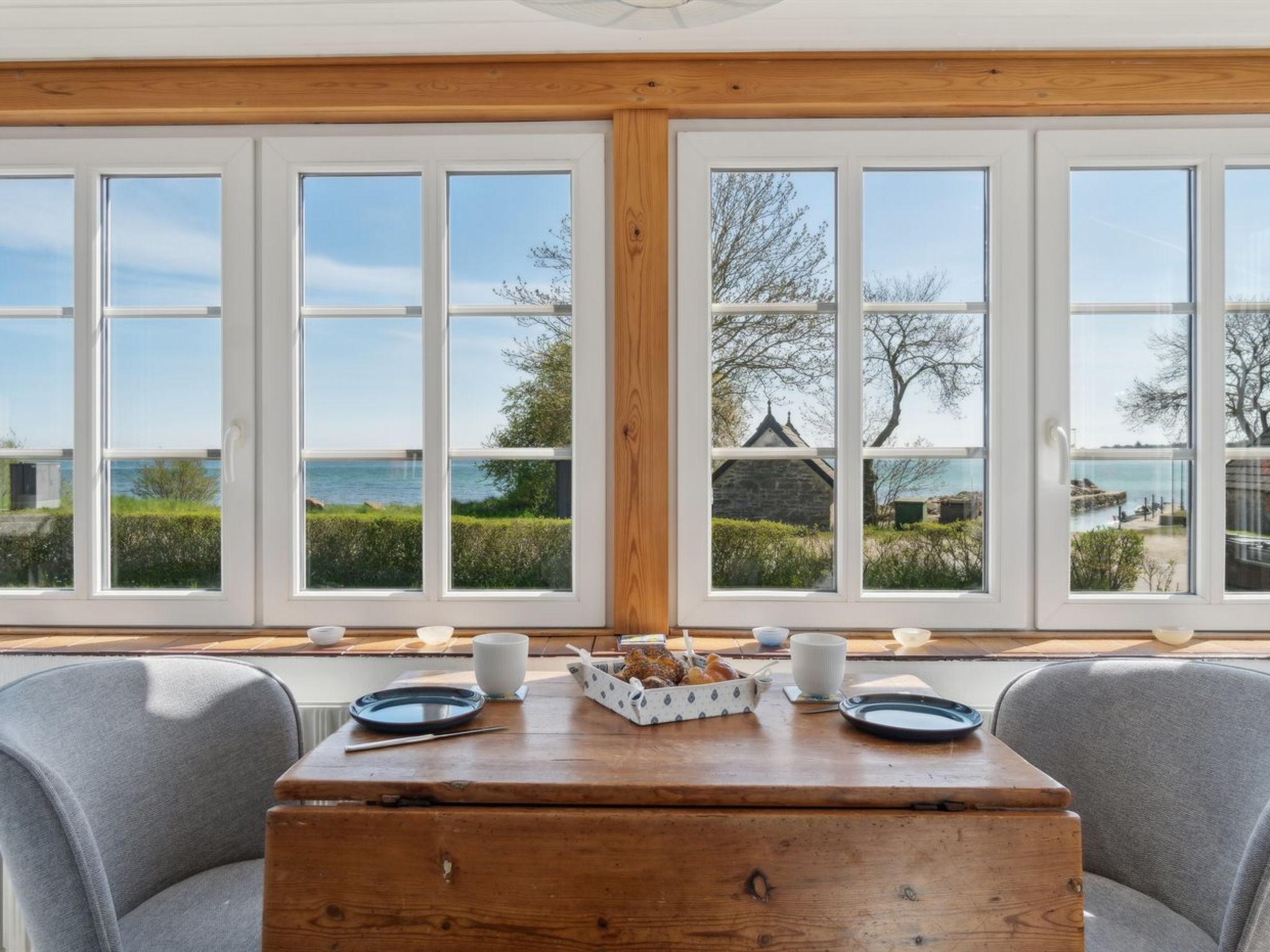 "Hakon" - 40m from the sea-Drinnen