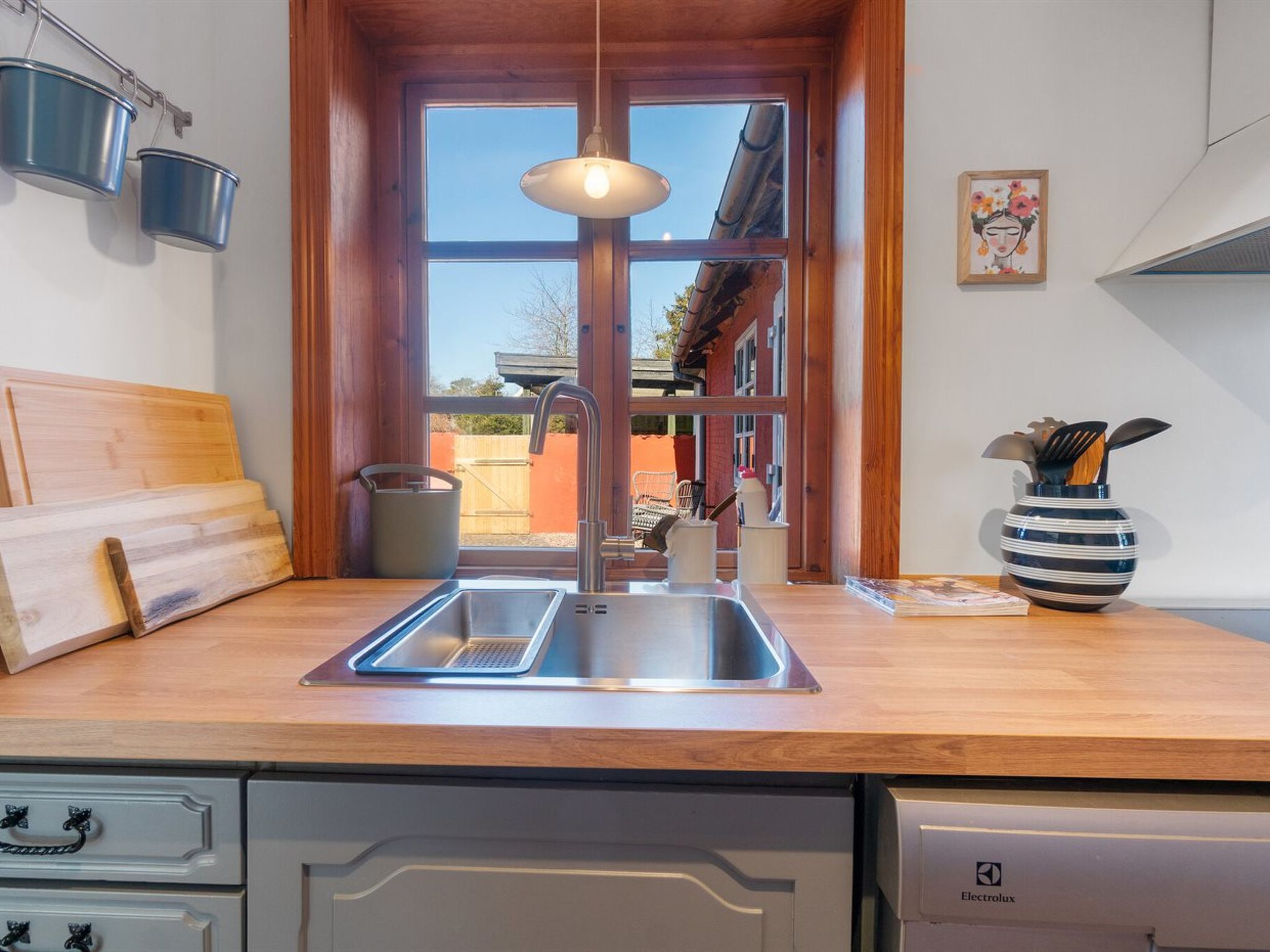 "Hakon" - 40m from the sea - Inside