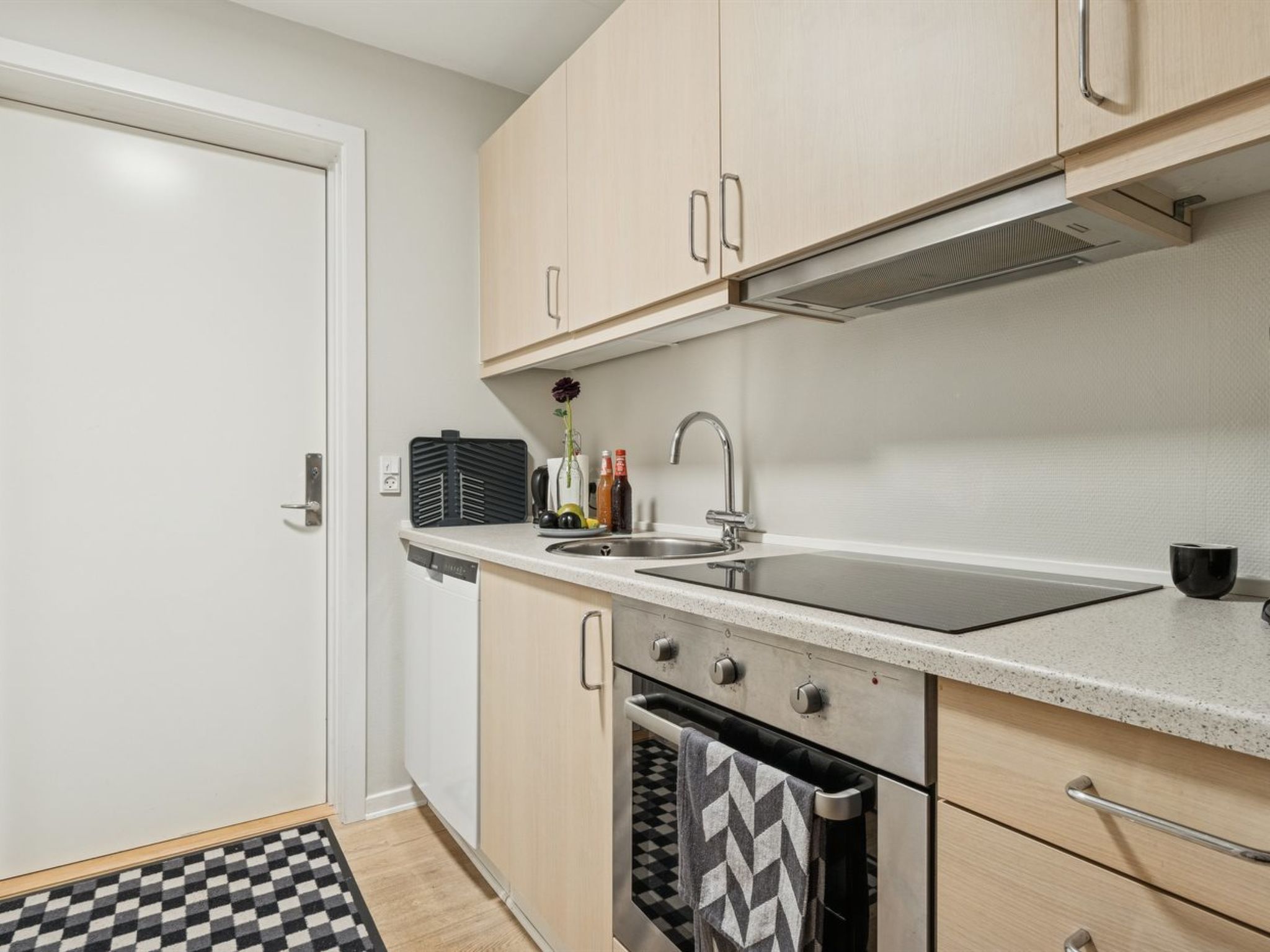 "Emppu" - 300m from the sea-Drinnen