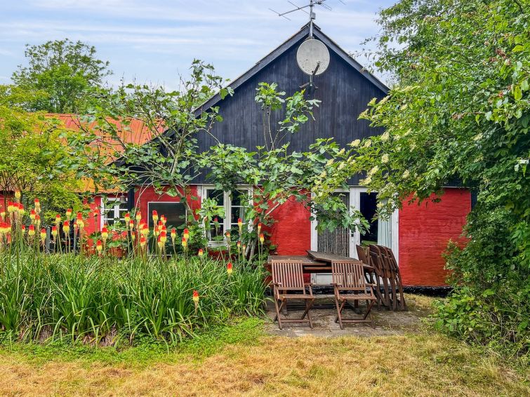 "Virpi" - 8km From The Sea - Bornholm