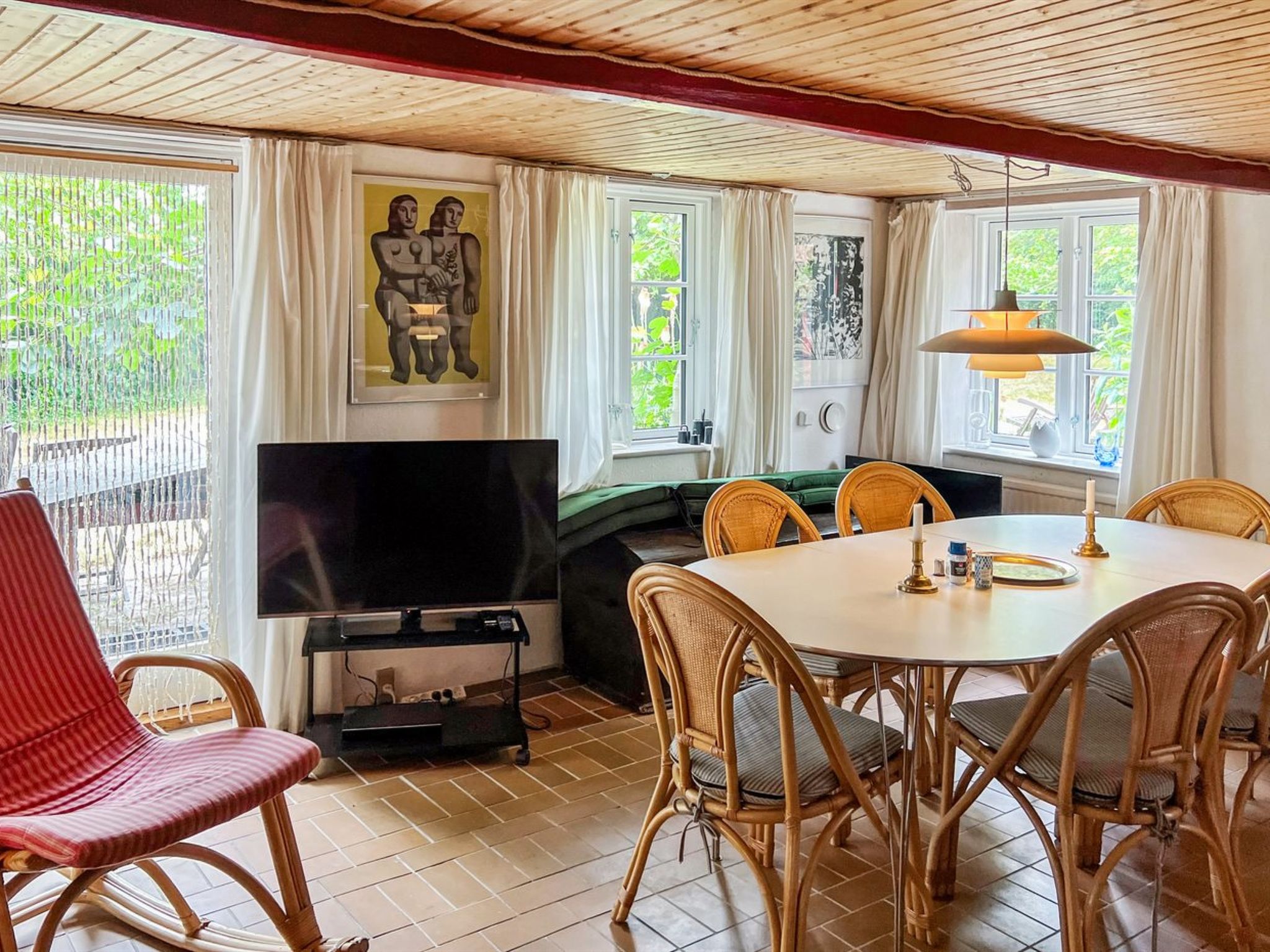 "Virpi" - 8km from the sea-Drinnen