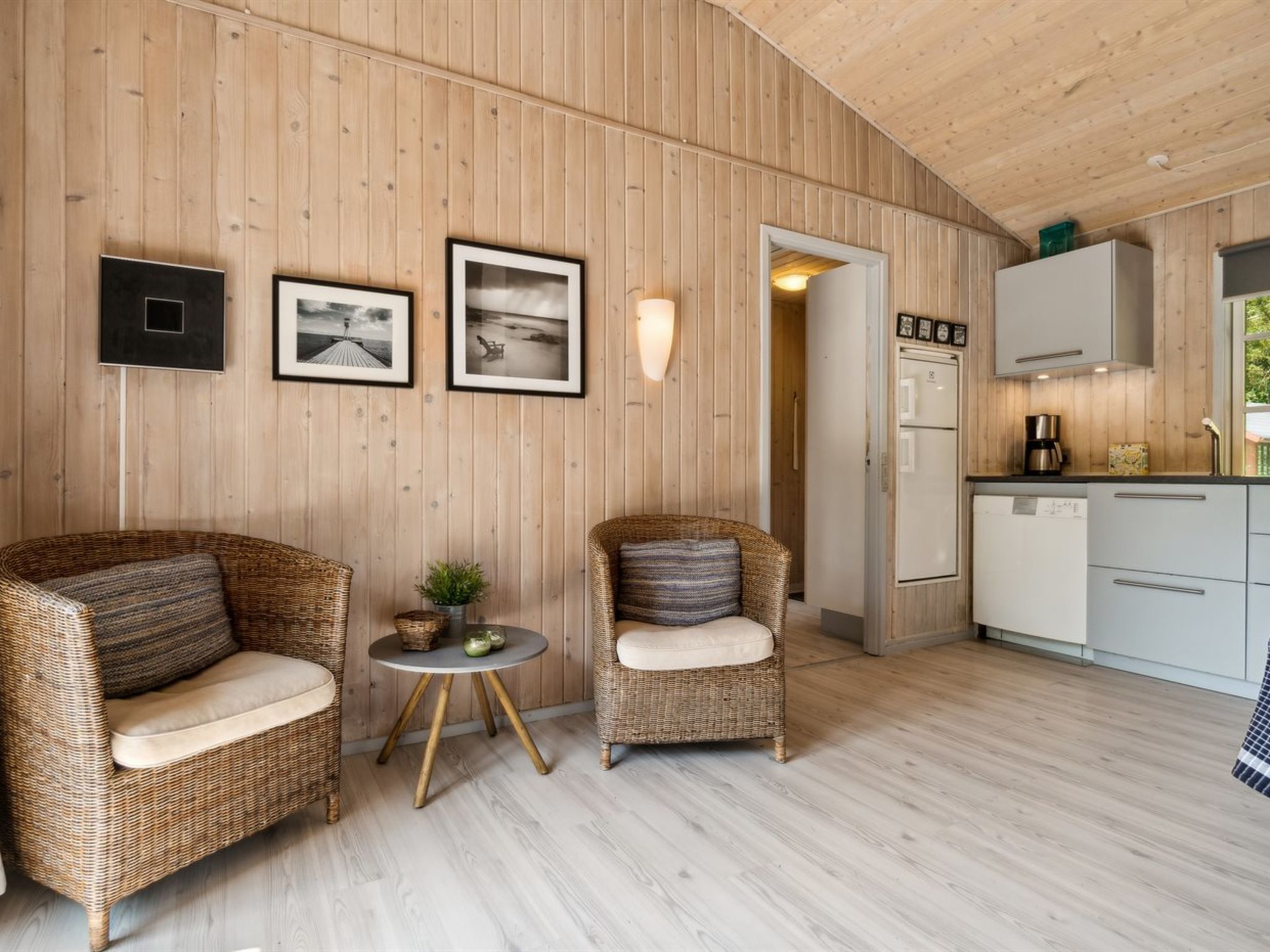 "Wale" - 100m from the sea - Inside