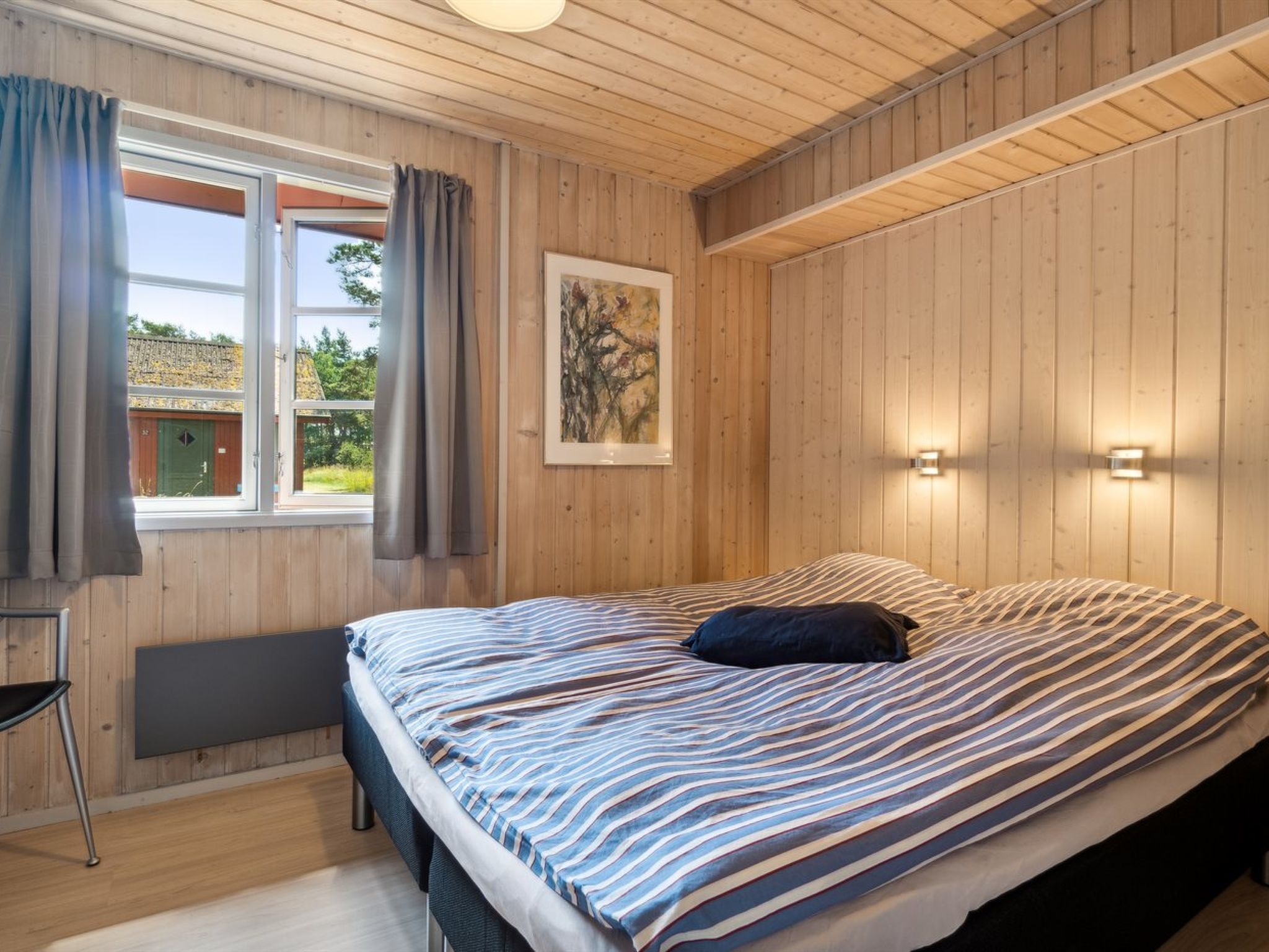 "Wale" - 100m from the sea - Inside