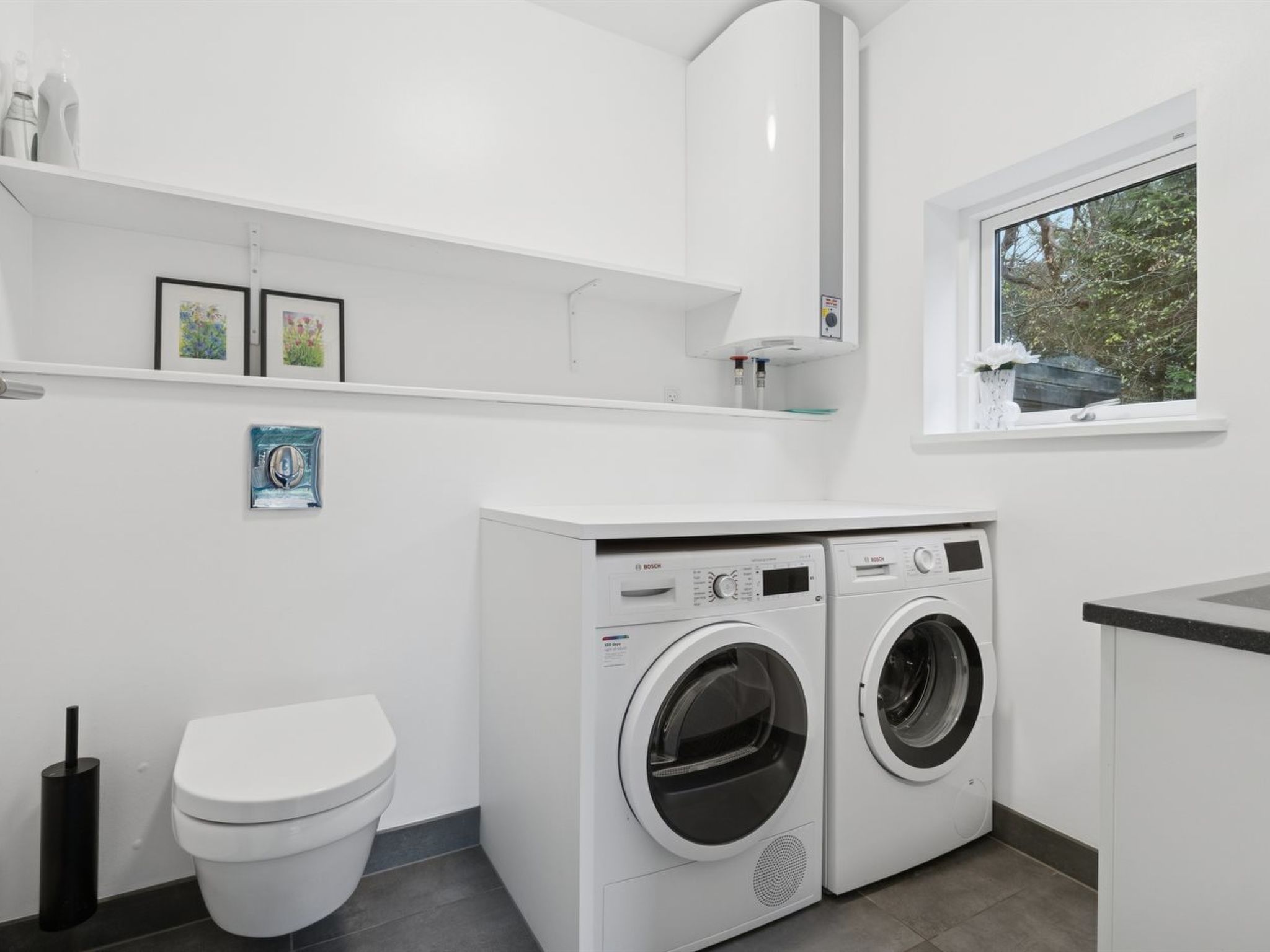 "Svenja" - 300m from the sea - Binnen