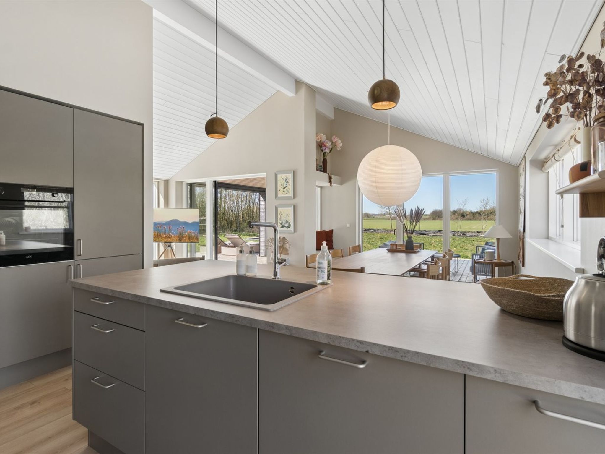 Kitchen / Dining Room