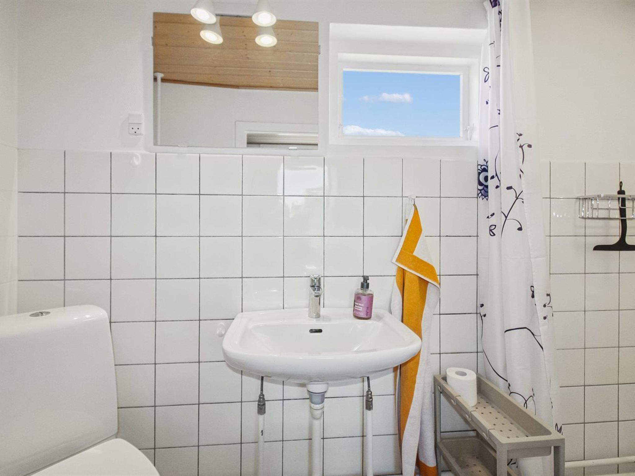 "Toivo" - 300m from the sea - Binnen