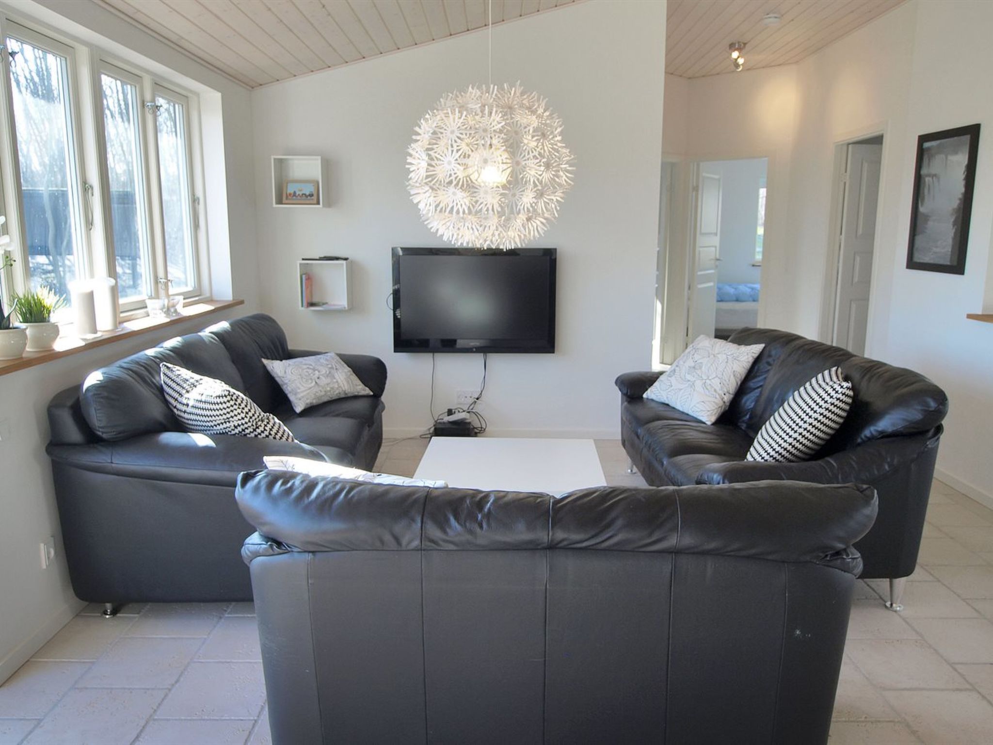 "Lätizia" - 300m from the sea - Binnen