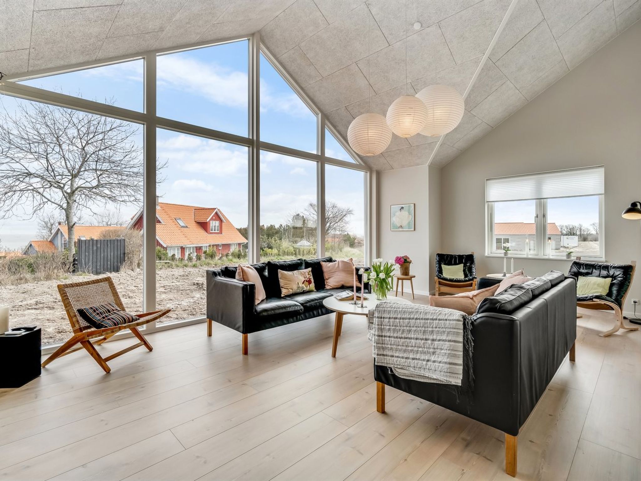 "Skoge" - 500m from the sea-Binnen