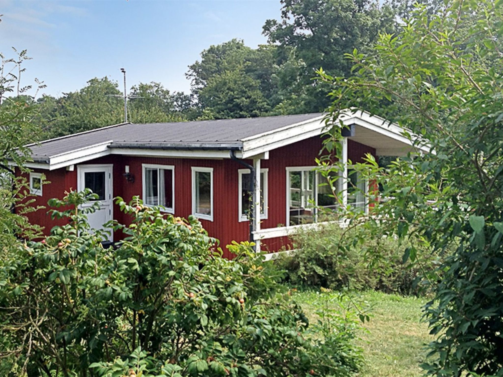 "Hannele" - 200m from the sea - Outside