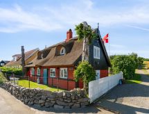 Vakantiehuis met open haard en zeezicht in Svaneke - thumbnail 4