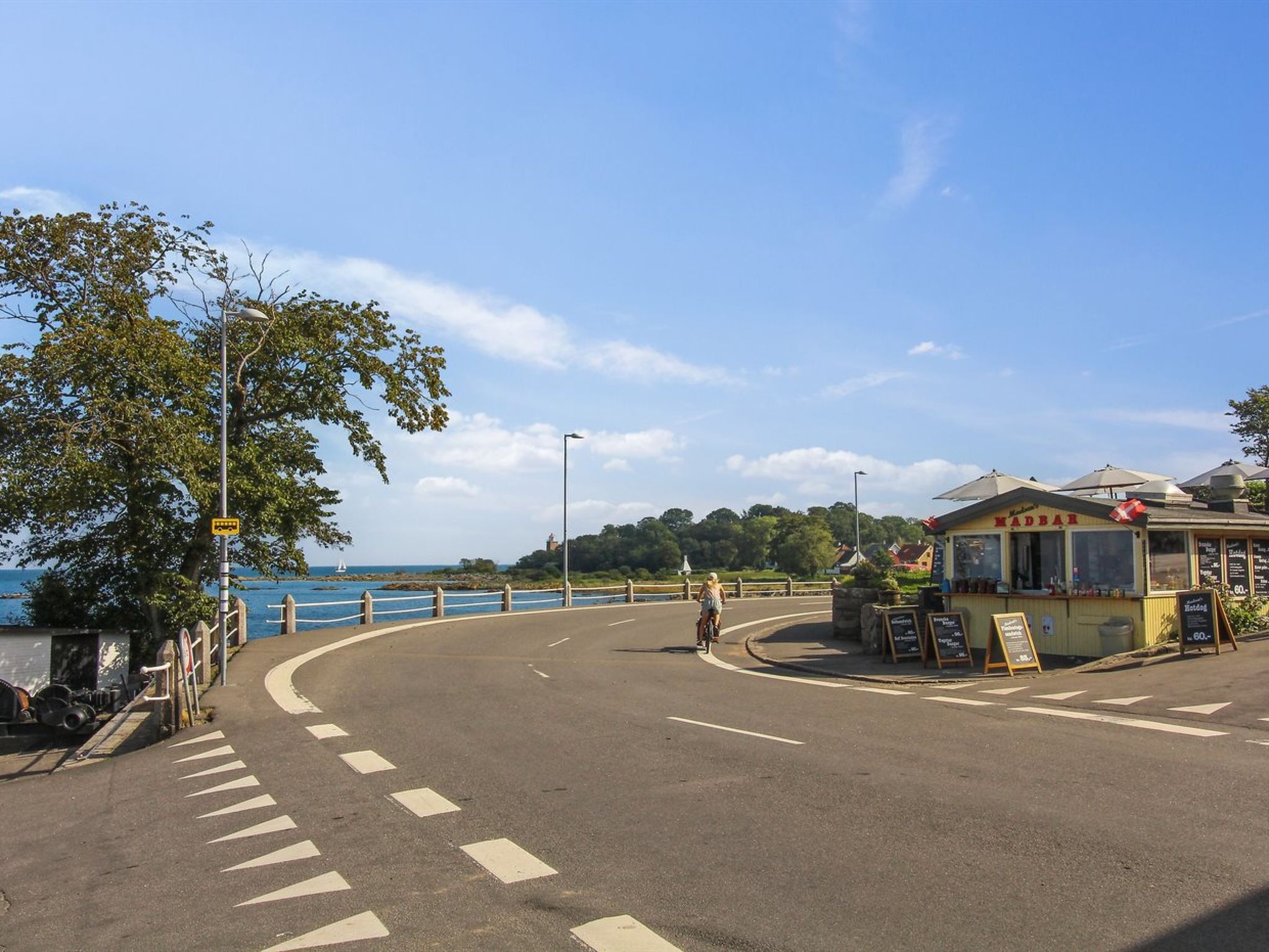 "Vivina" - 200m from the sea - Buiten