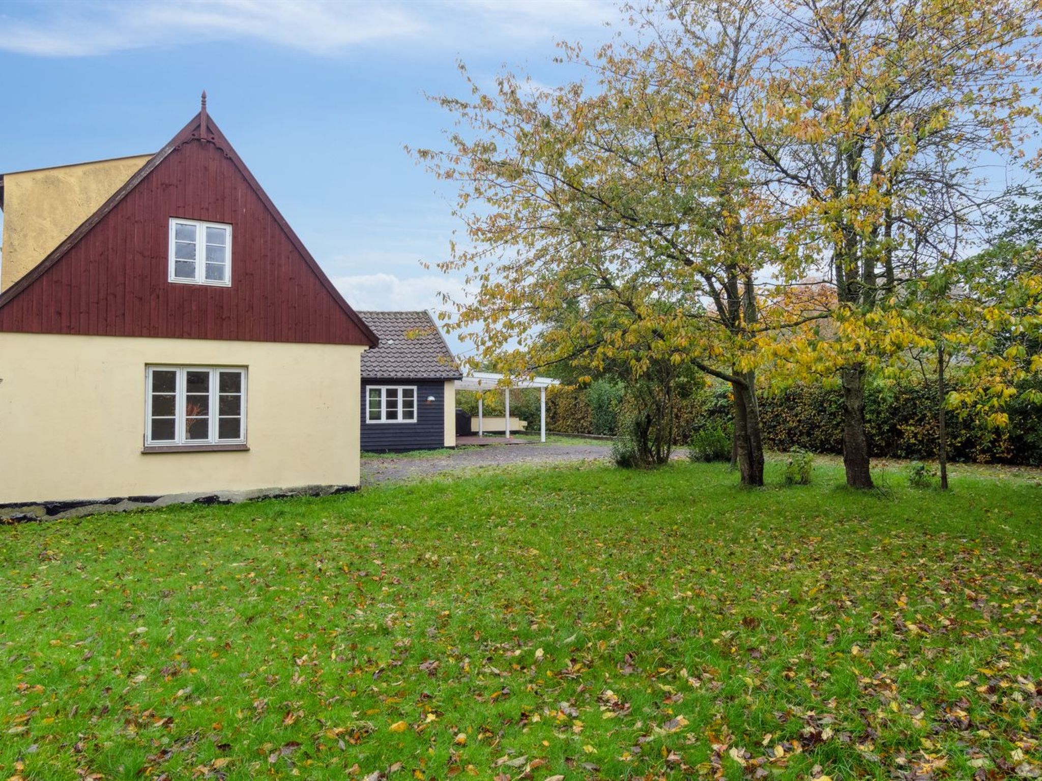 "Edele" - 3.8km from the sea - Outside