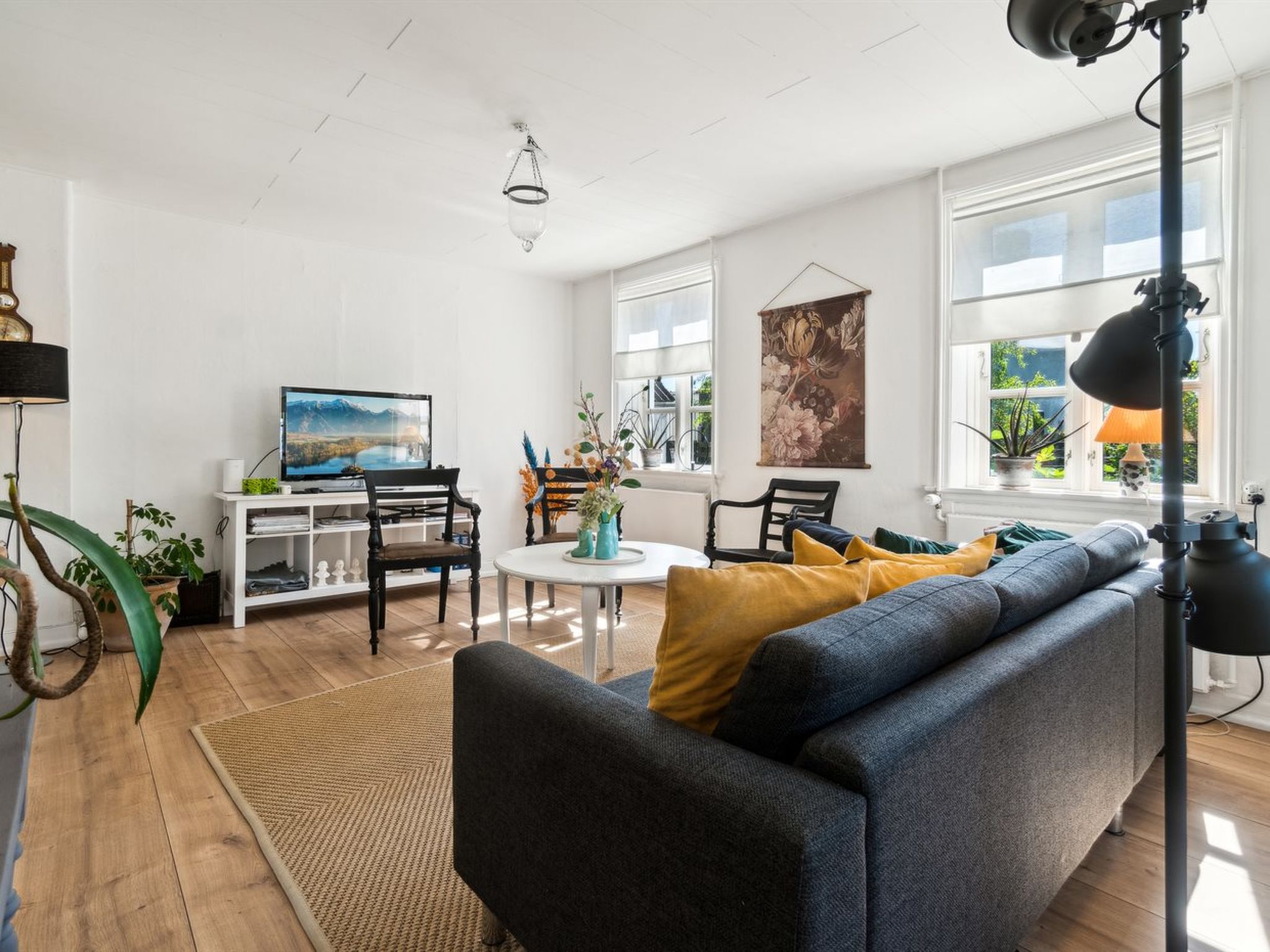 "Tuva" - 3.6km from the sea-Binnen