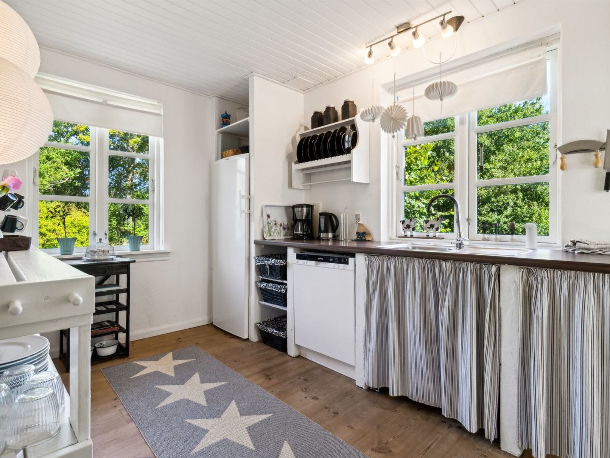 "Tuva" - 3.6km from the sea-Binnen