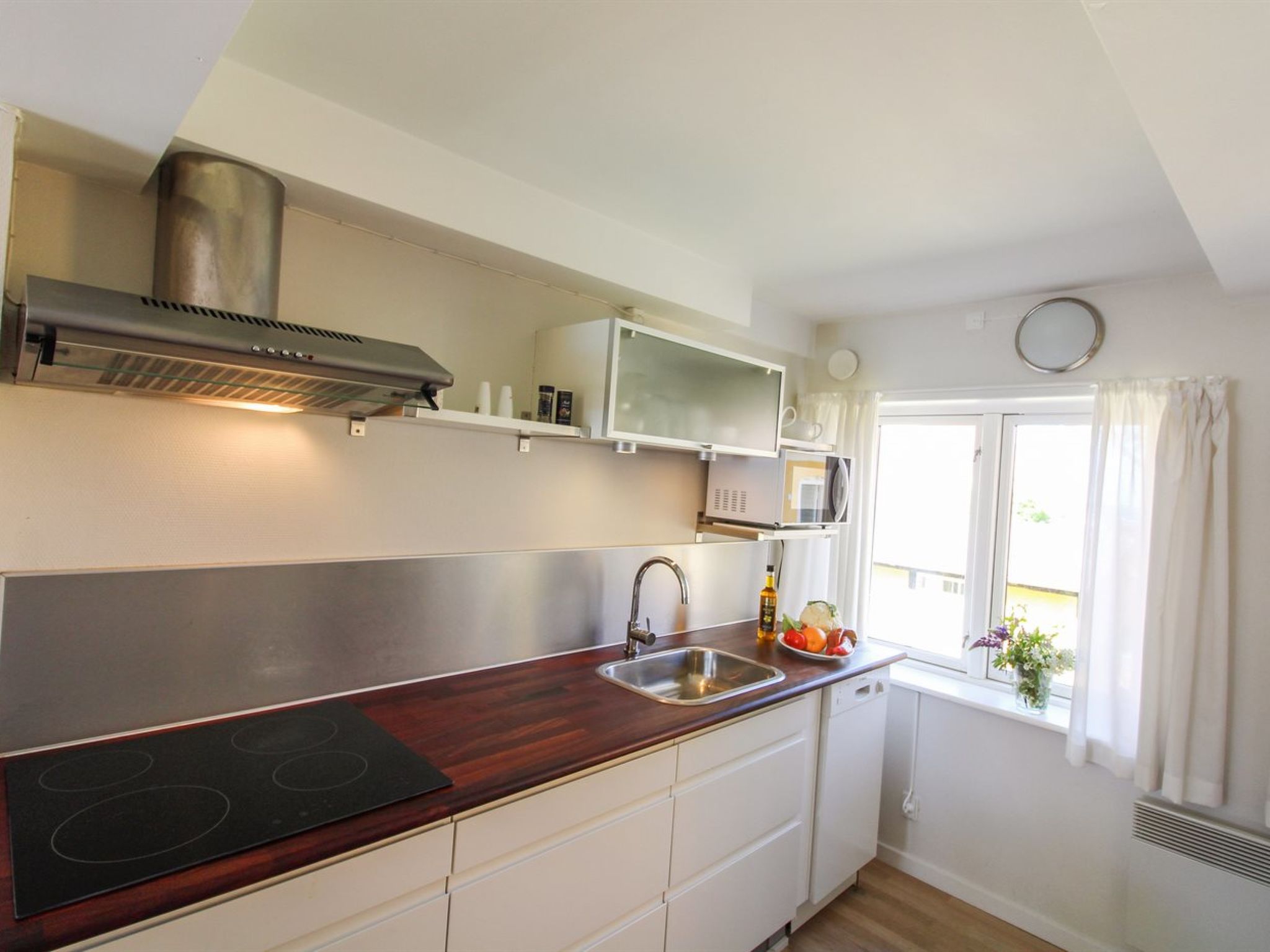 "Thyrne" - 500m from the sea - Binnen