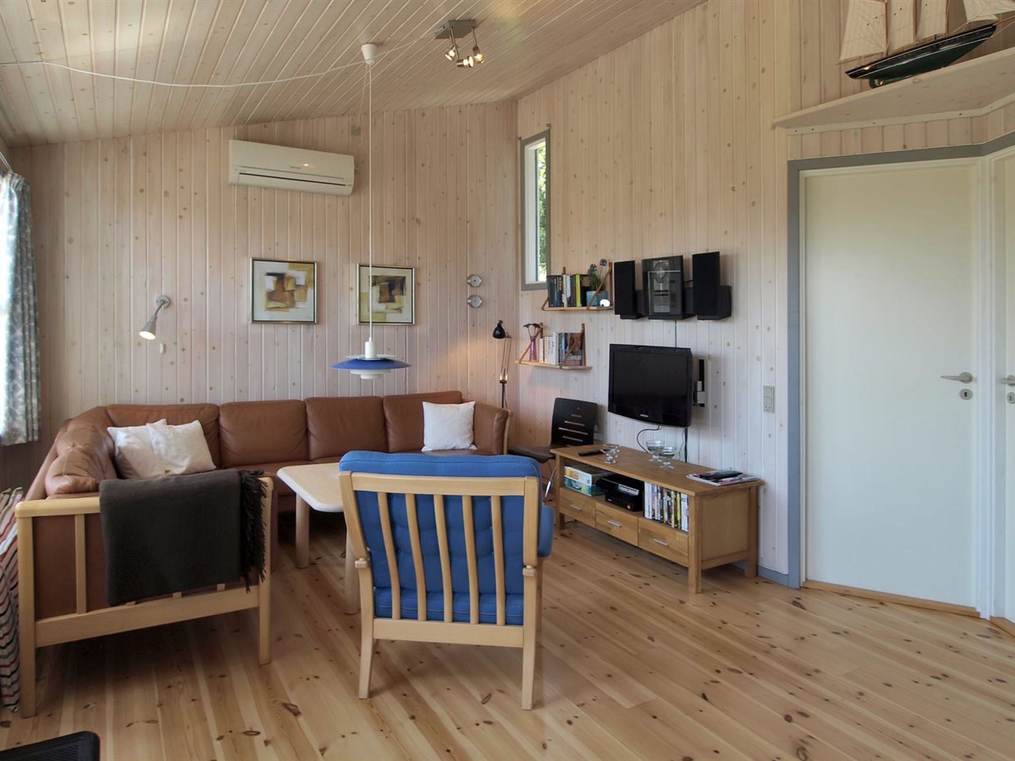 "Jolanda" - 800m from the sea - Drinnen