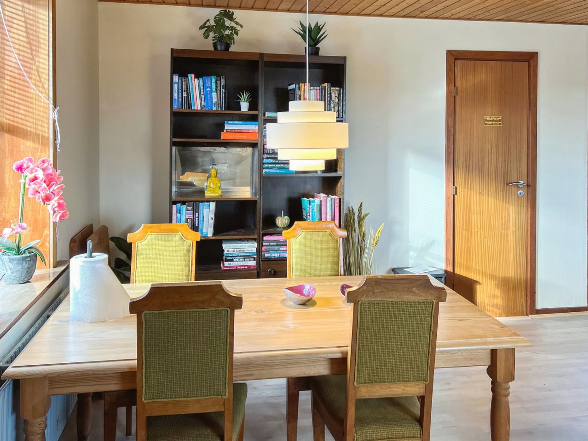 "Thera" - 5km from the sea - Binnen