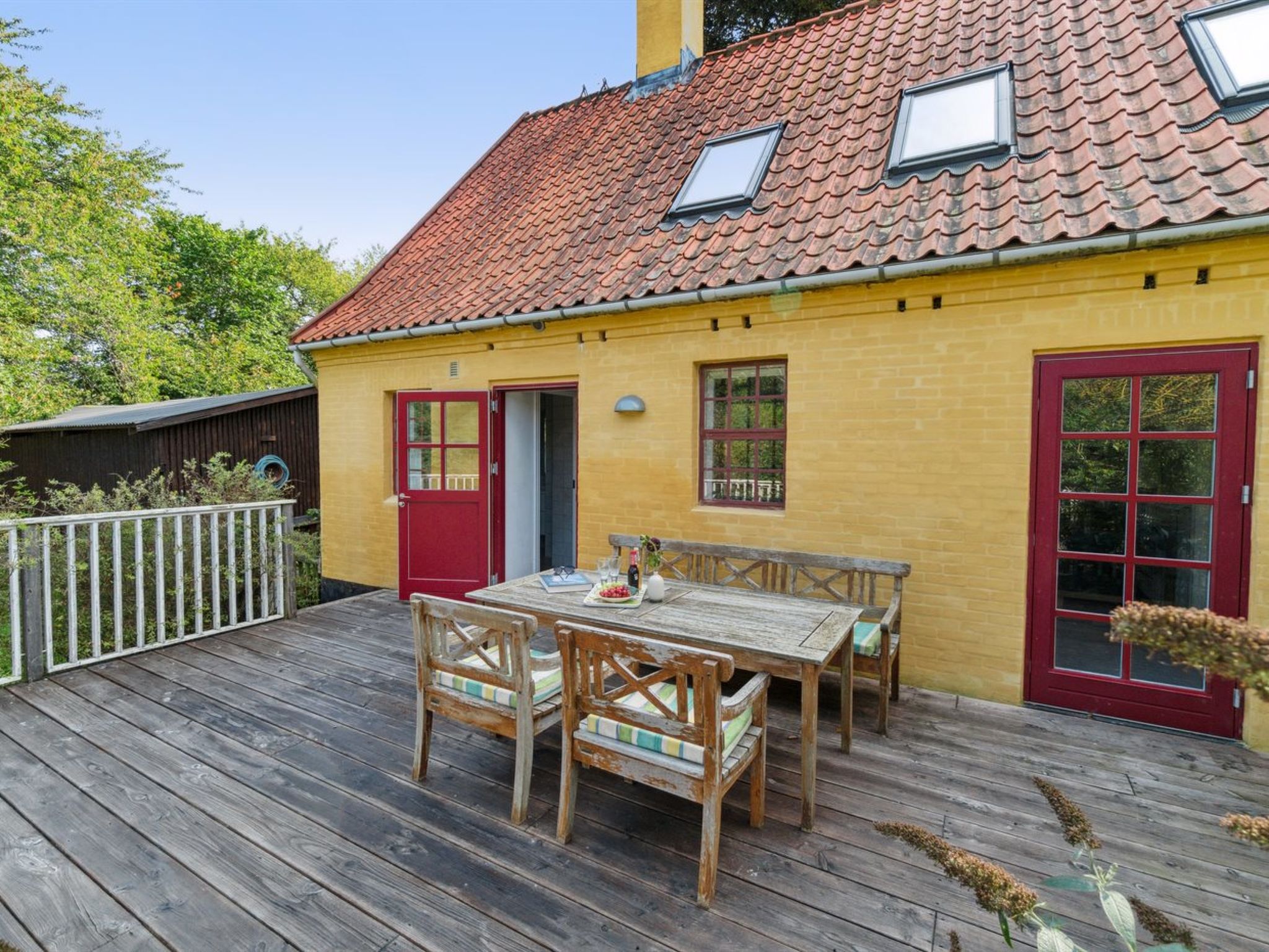 "Waldemar" - 8km from the sea