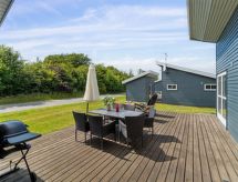 Kindvriendelijke vakantiewoning met terras nabij Gudhjem, op 2,8 km van zee - thumbnail 5