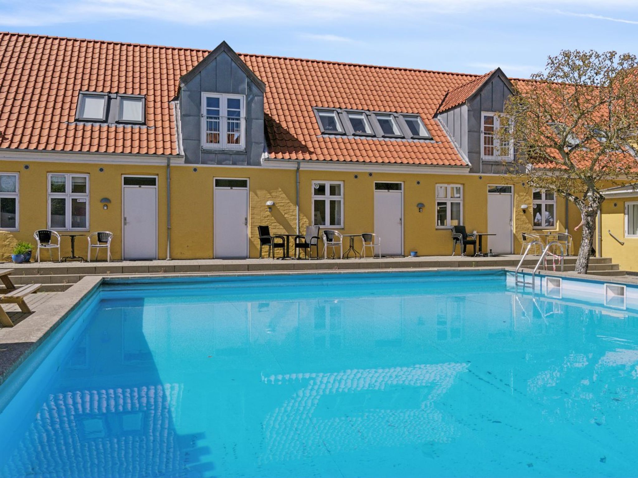 "Elemine" - 500m from the sea - Buiten