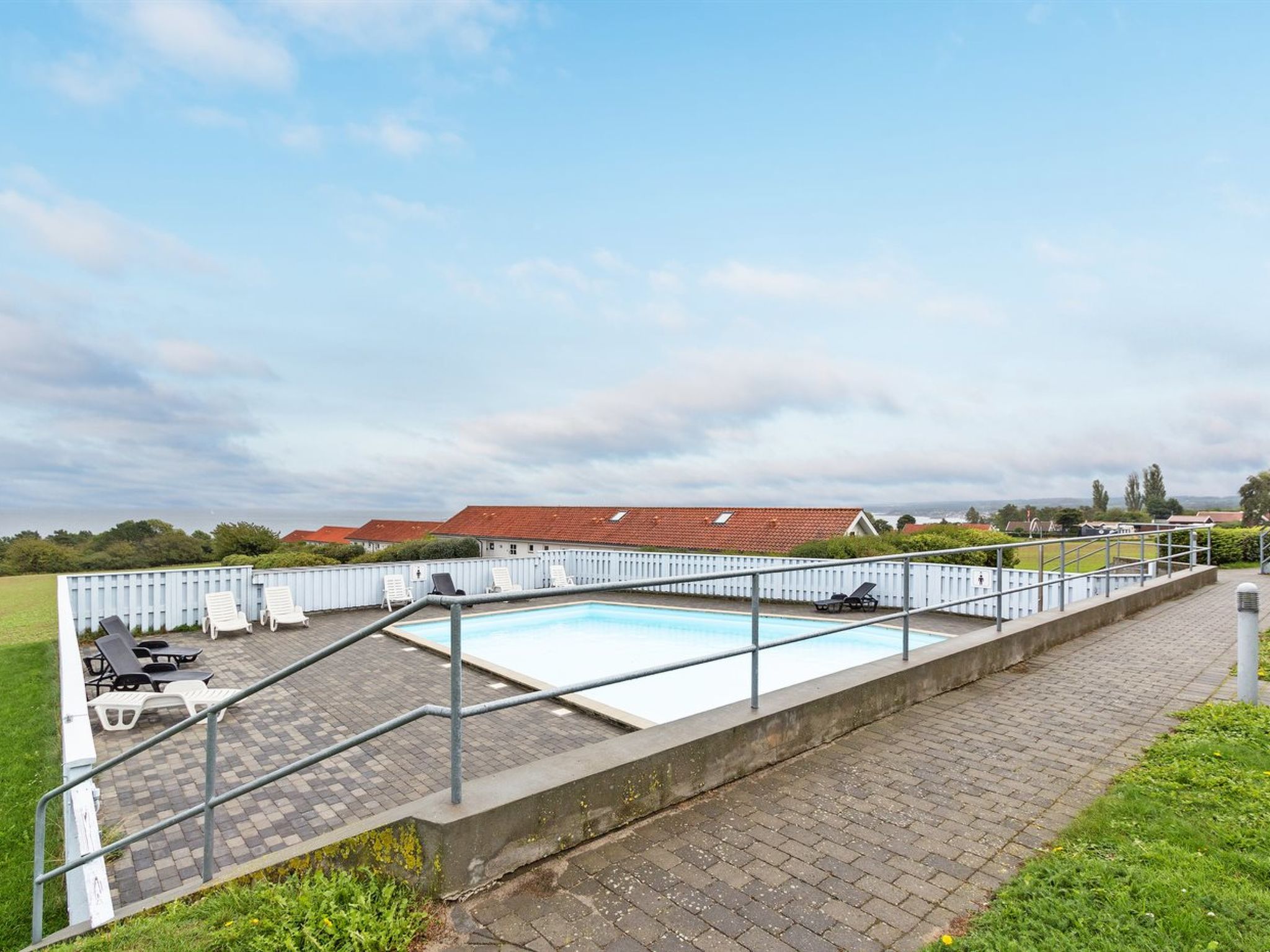 "Frederique" - 400m from the sea - Buiten