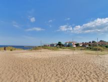 Vakantiehuis met open haard in Allinge, vlakbij de zee - thumbnail 2