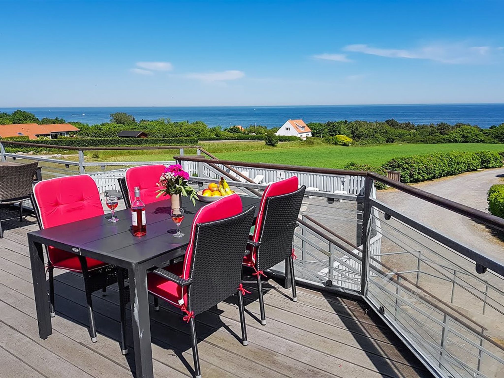 "Thorsten" - 500m from the sea - Outside