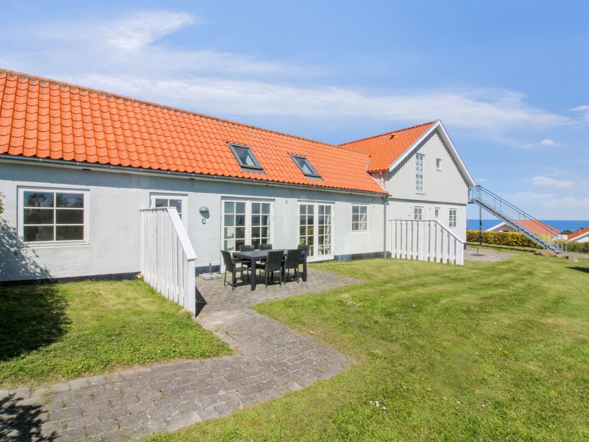 "Tinne" - 400m from the sea