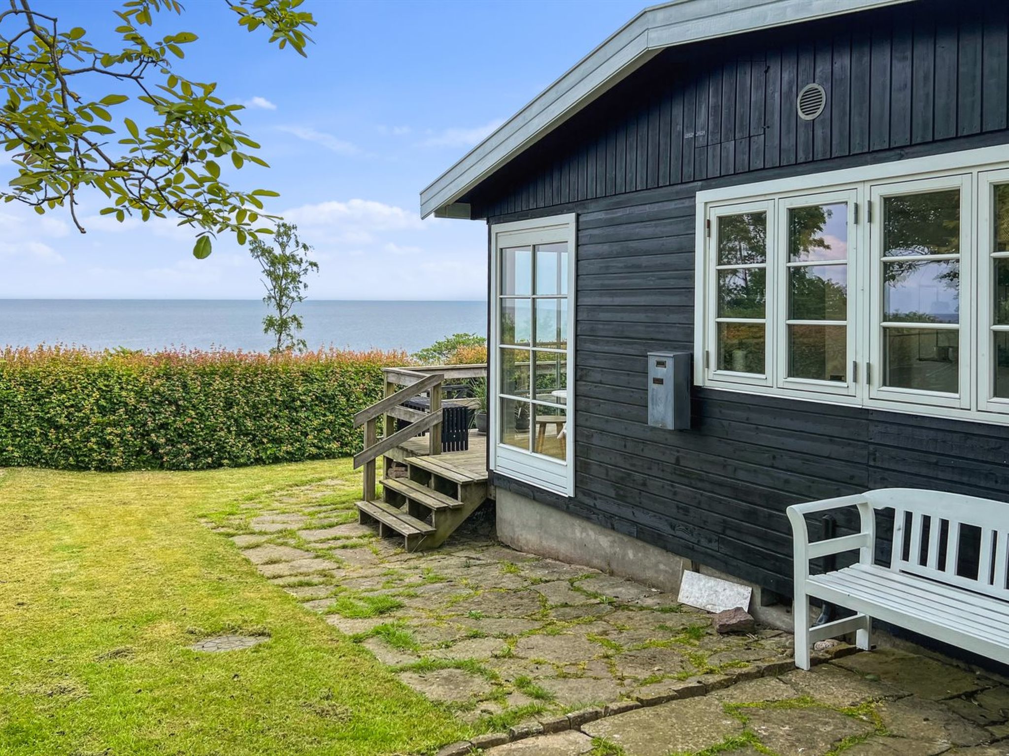 "Fabine" - 50m from the sea-Outside
