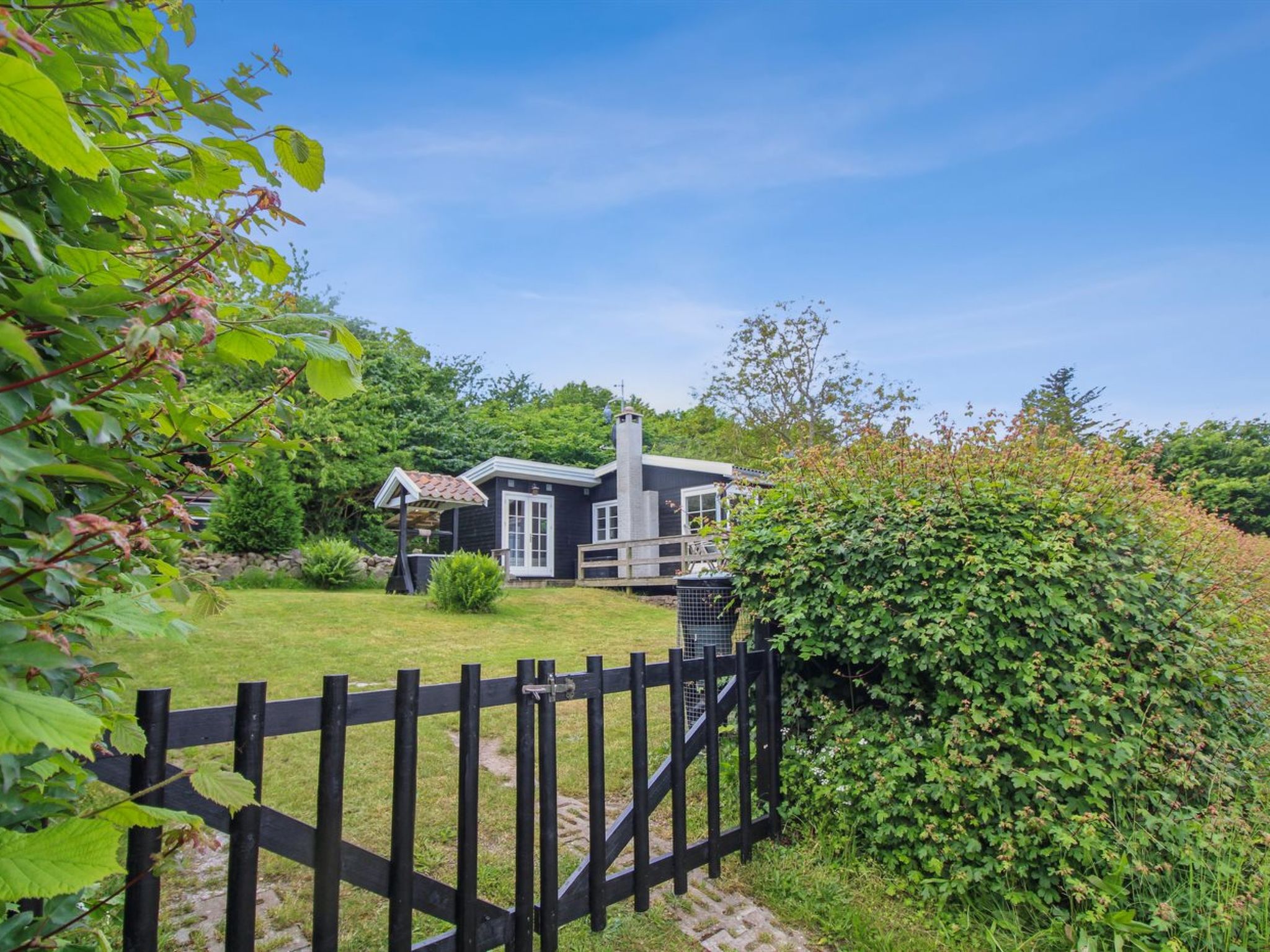"Fabine" - 50m from the sea - Outside