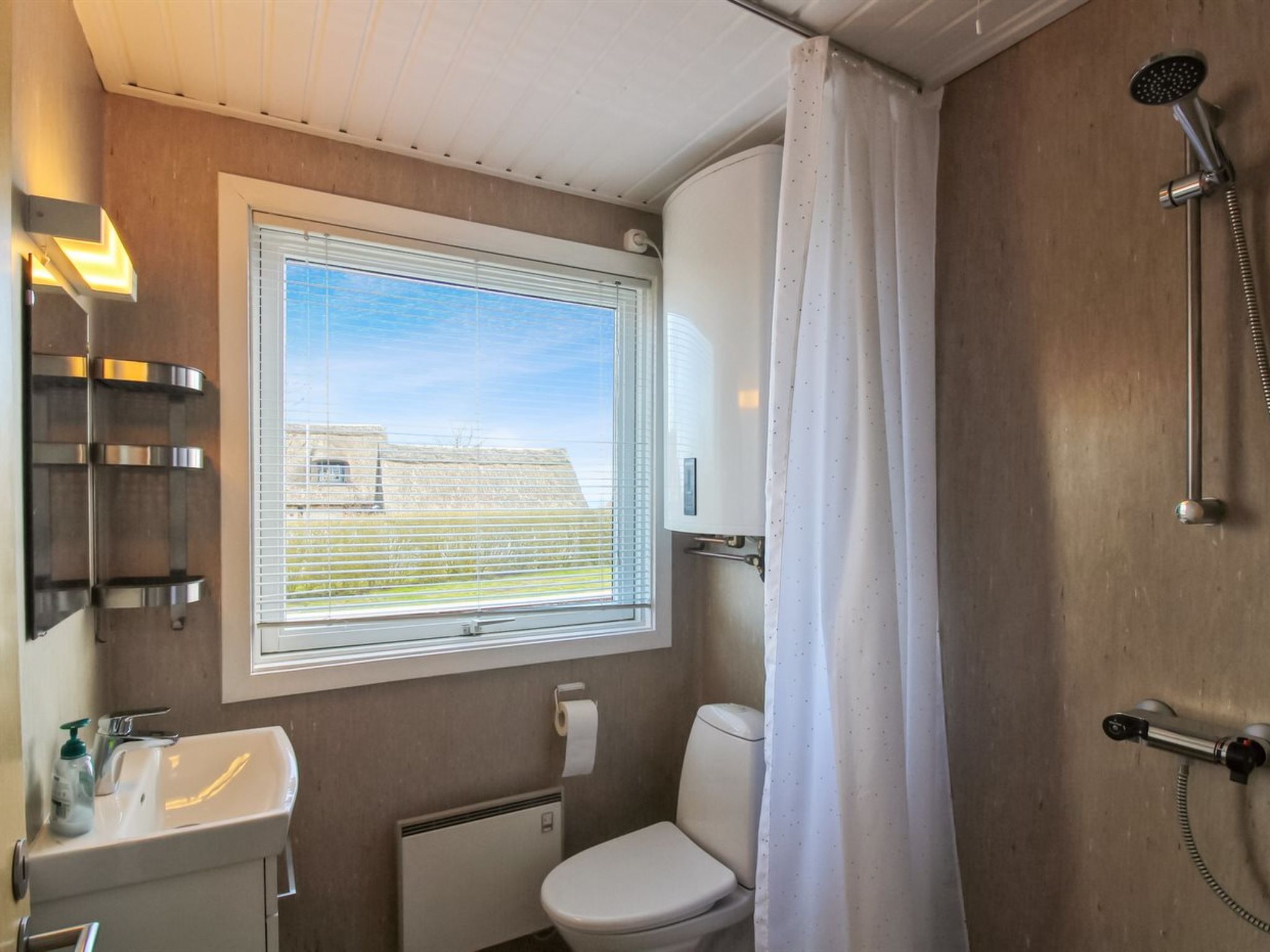 "Ebertina" - 500m from the sea - Inside