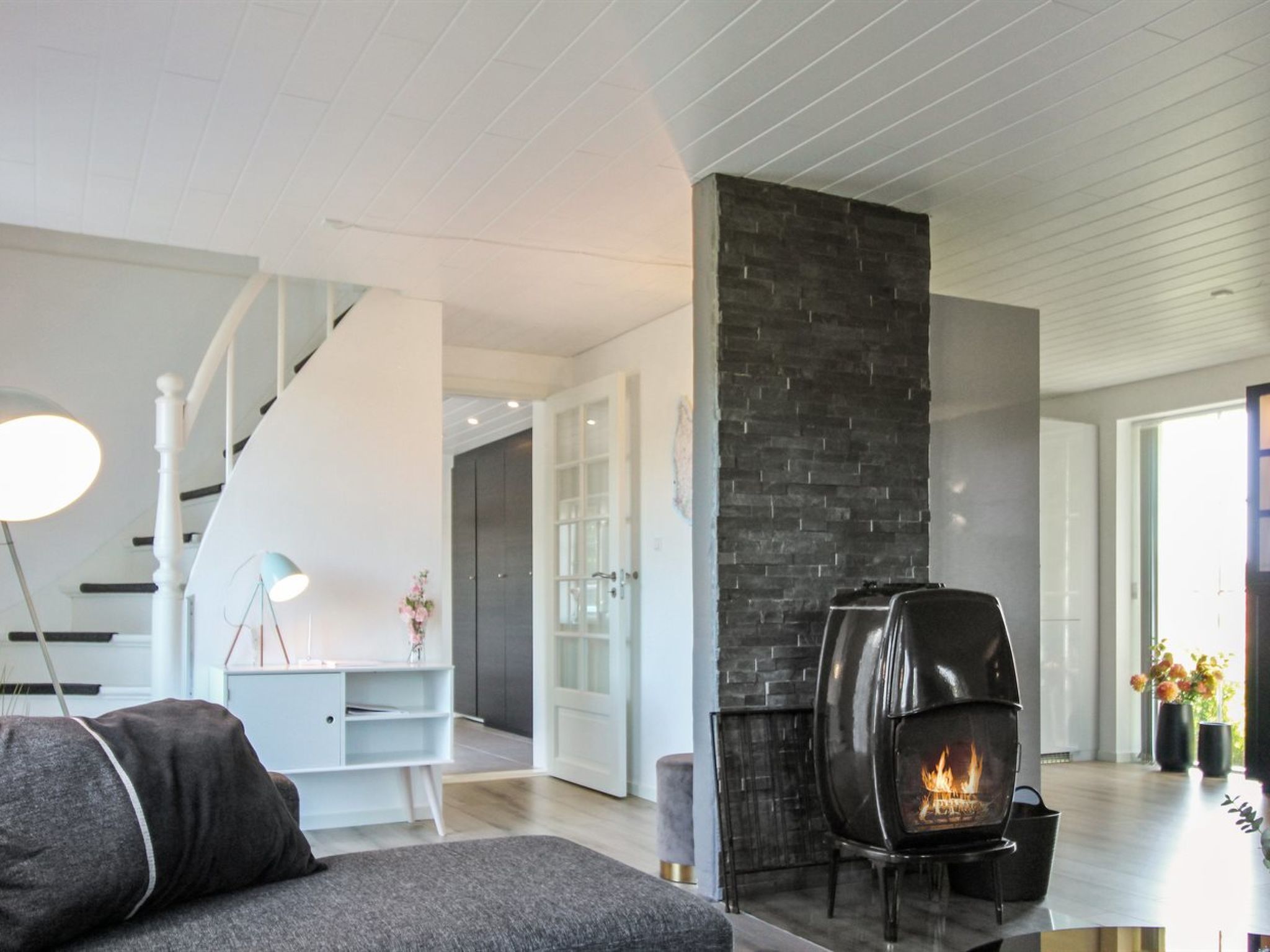 "Rask" - 3km from the sea - Binnen