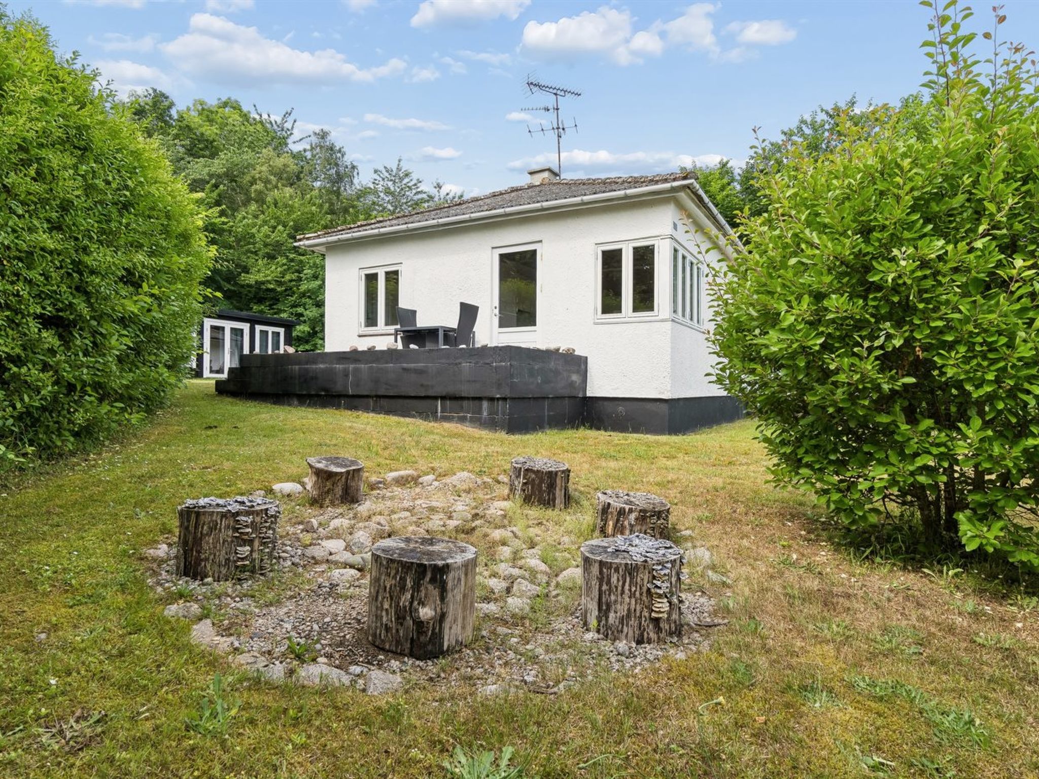 "Ensio" - 150m from the sea - Outside