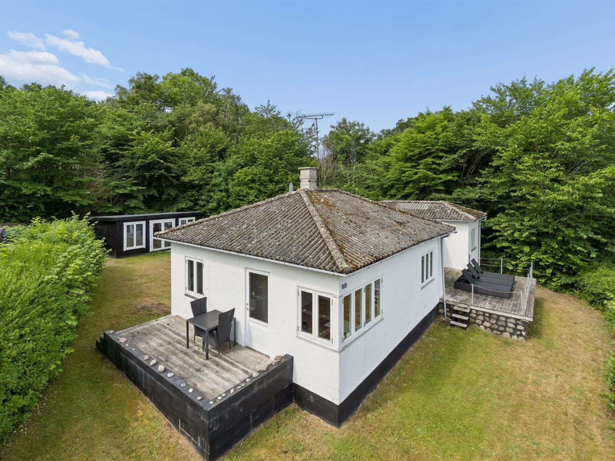 "Ensio" - 150m from the sea - Outside