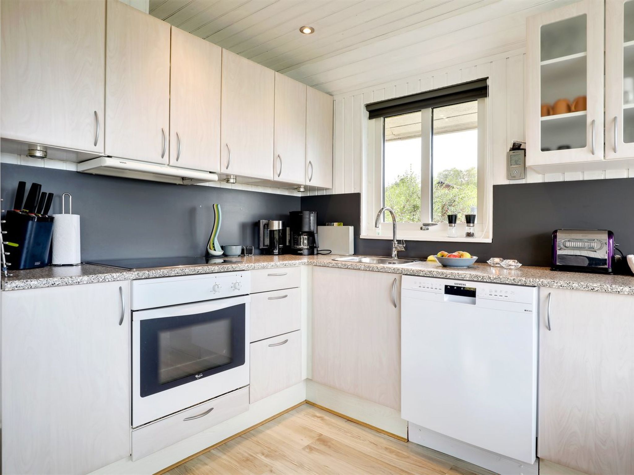 "Voitto" - 150m from the sea - Binnen