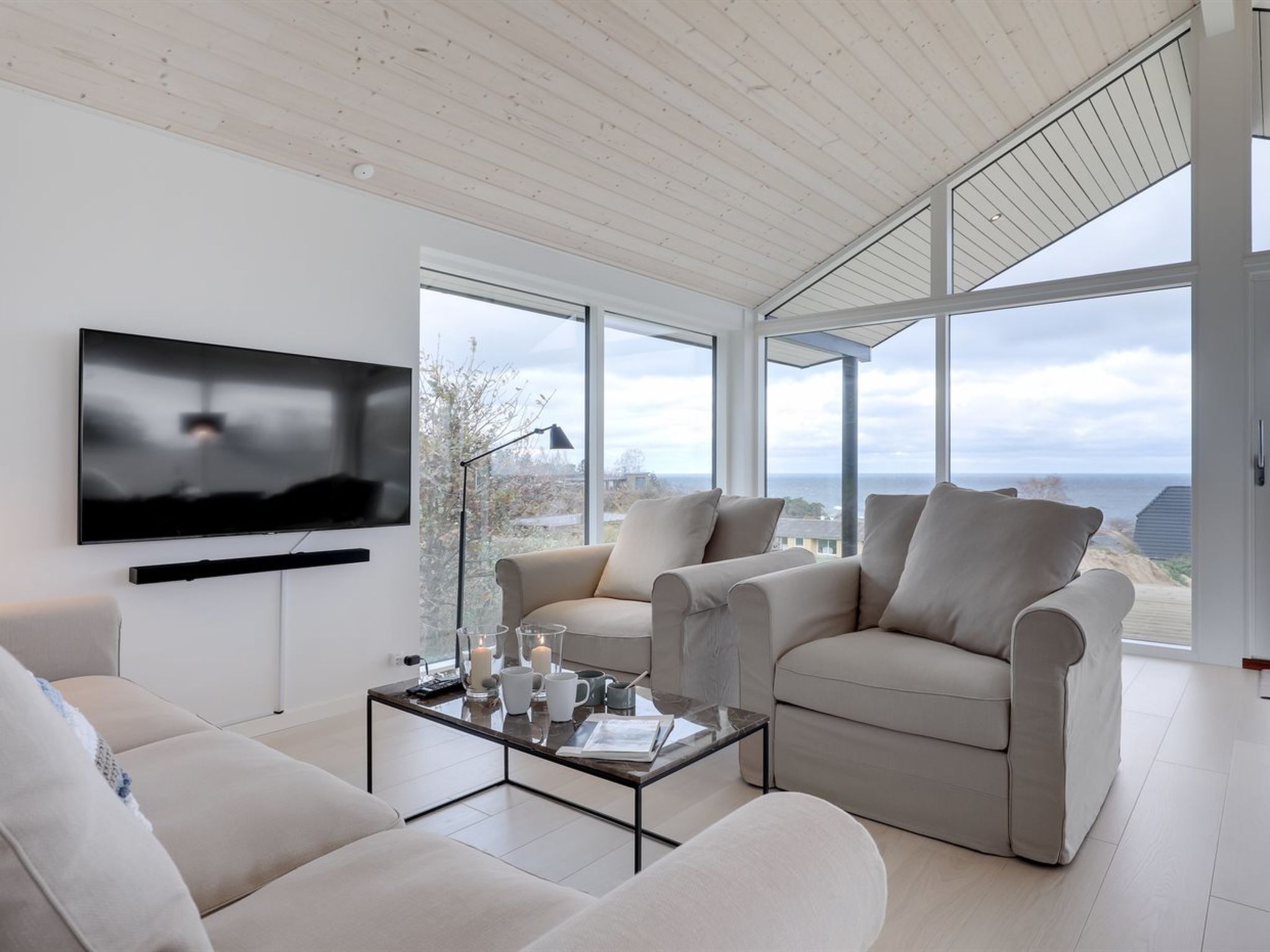 "Maike" - 200m from the sea-Binnen