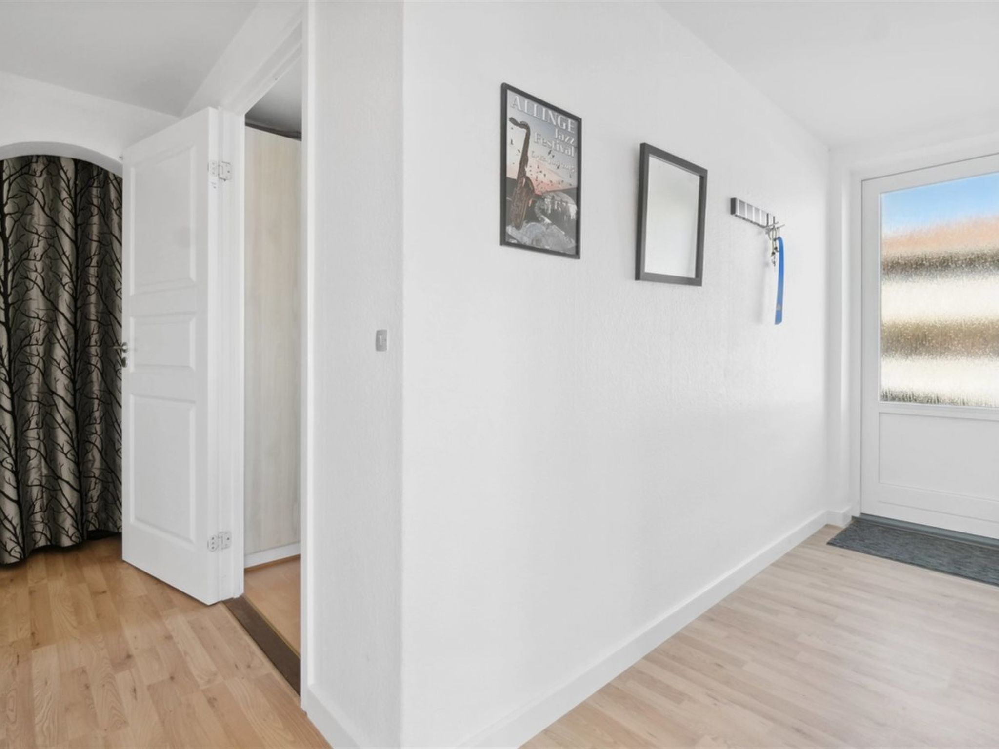 "Enrik" - 150m from the sea-Inside