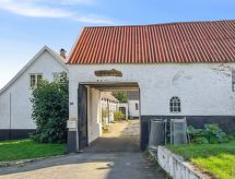 Ruim vakantiehuis voor 14 personen op 300 meter van de zee in Allinge, Bornholm - thumbnail 3