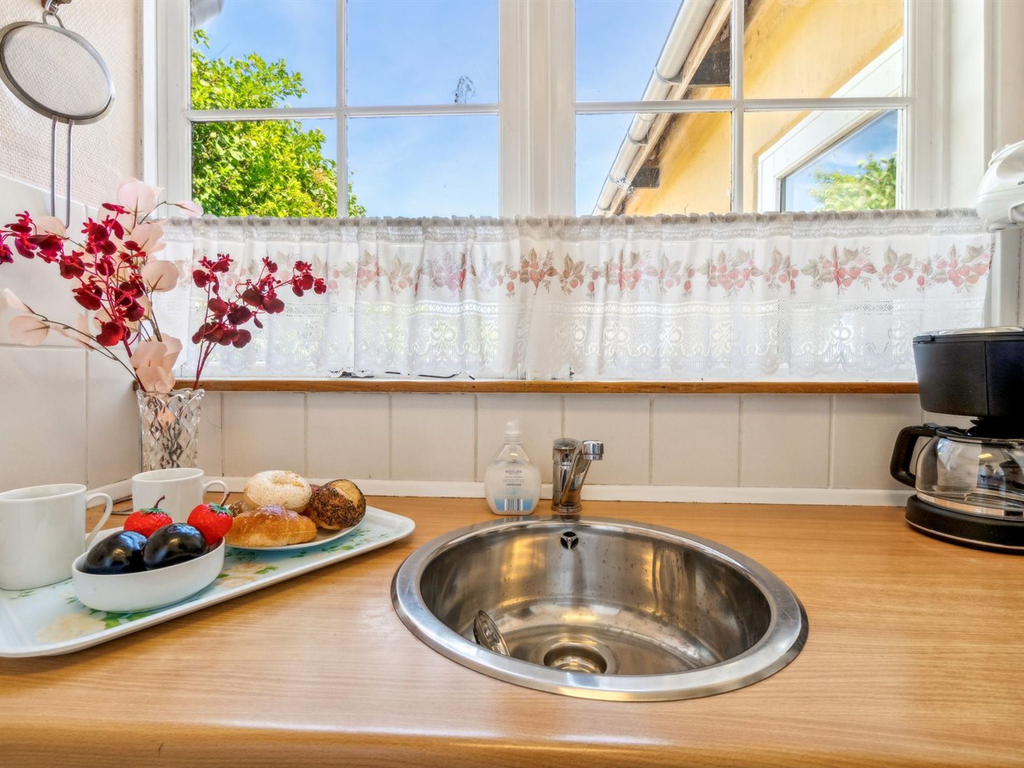 "Throtti" - 50m from the sea-Dedans