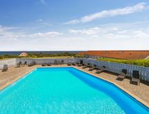 "Sandrine" - 400m from the sea