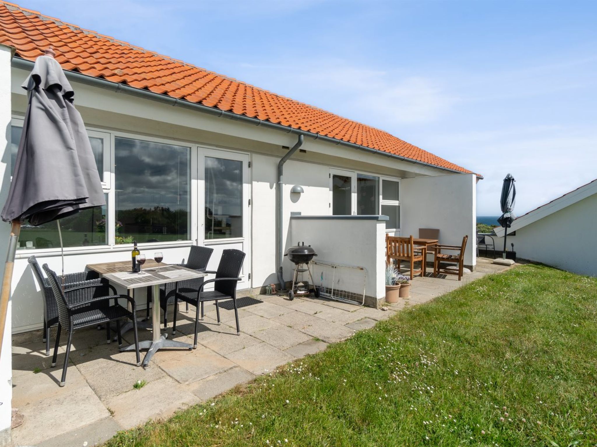 "Sandrine" - 400m from the sea - Outside