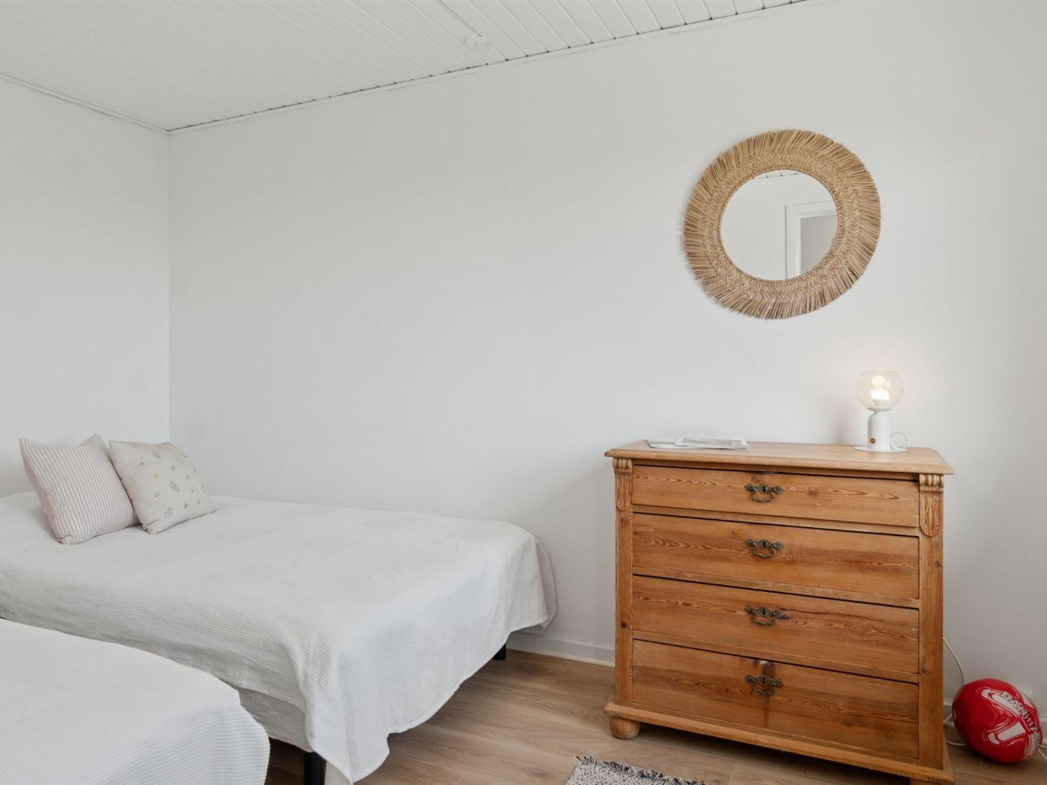 "Heddi" - 300m from the sea-Inside