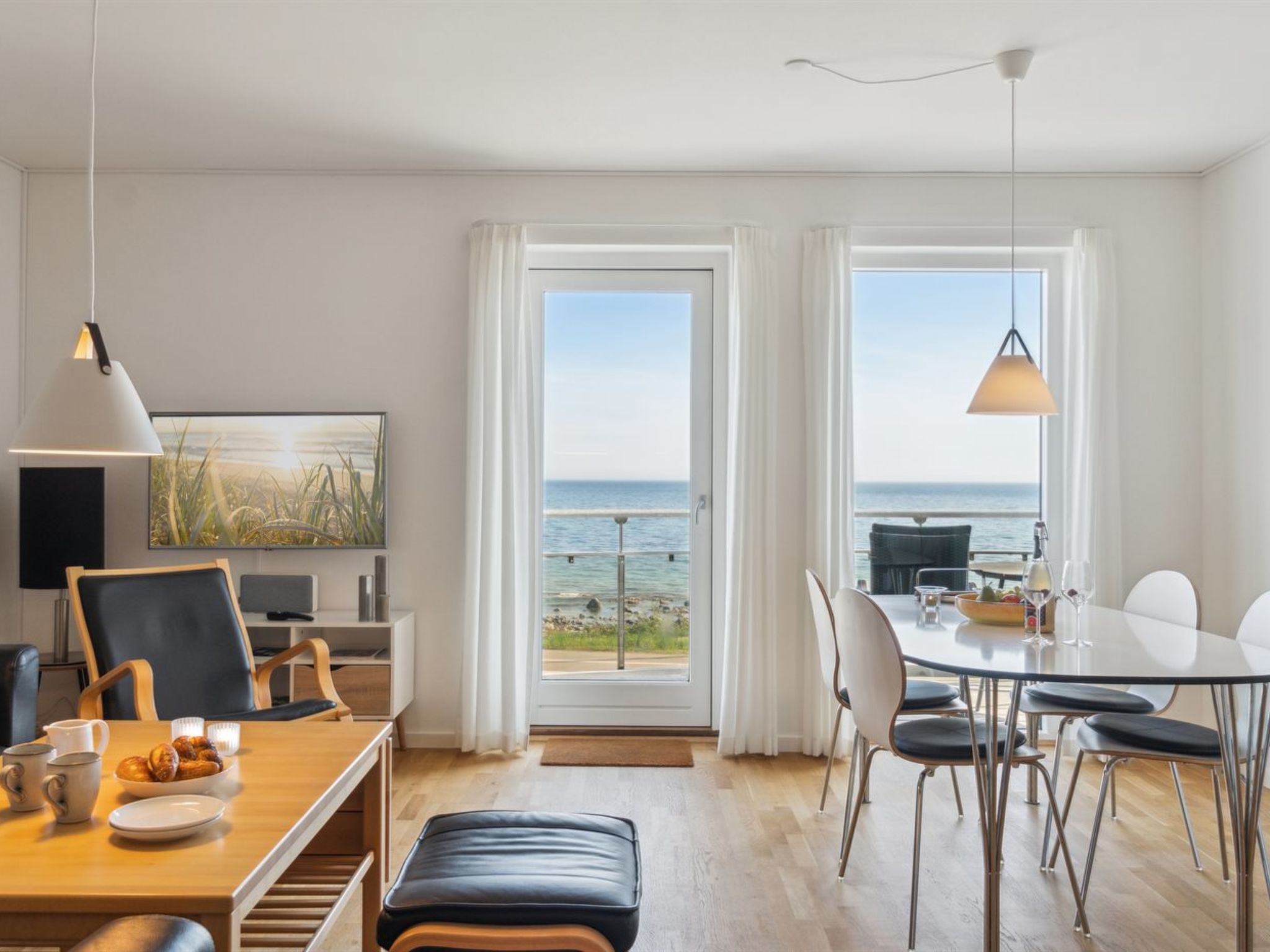 "Juna" - 50m from the sea - Inside